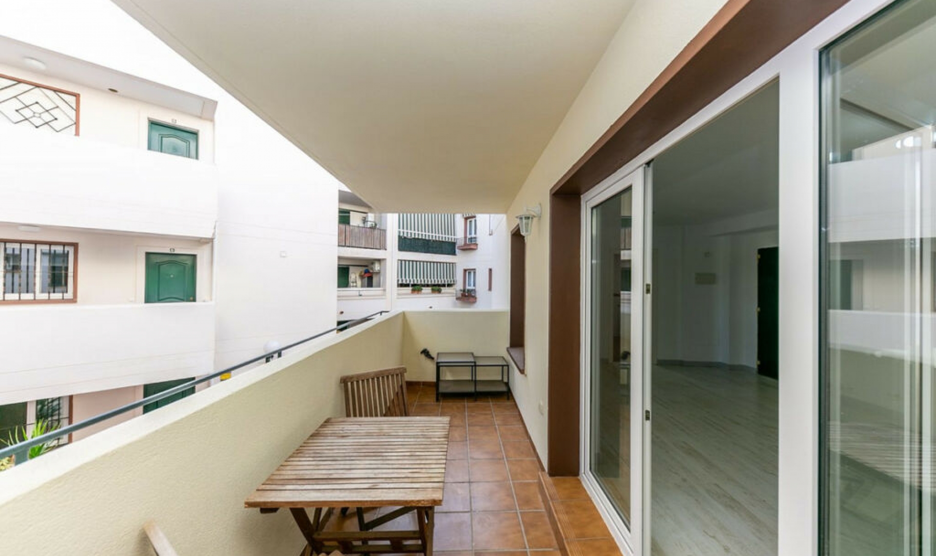Resale - Apartment -
Torrequebrada