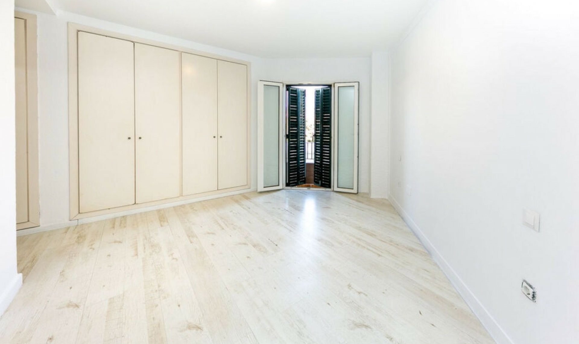 Resale - Apartment -
Torrequebrada