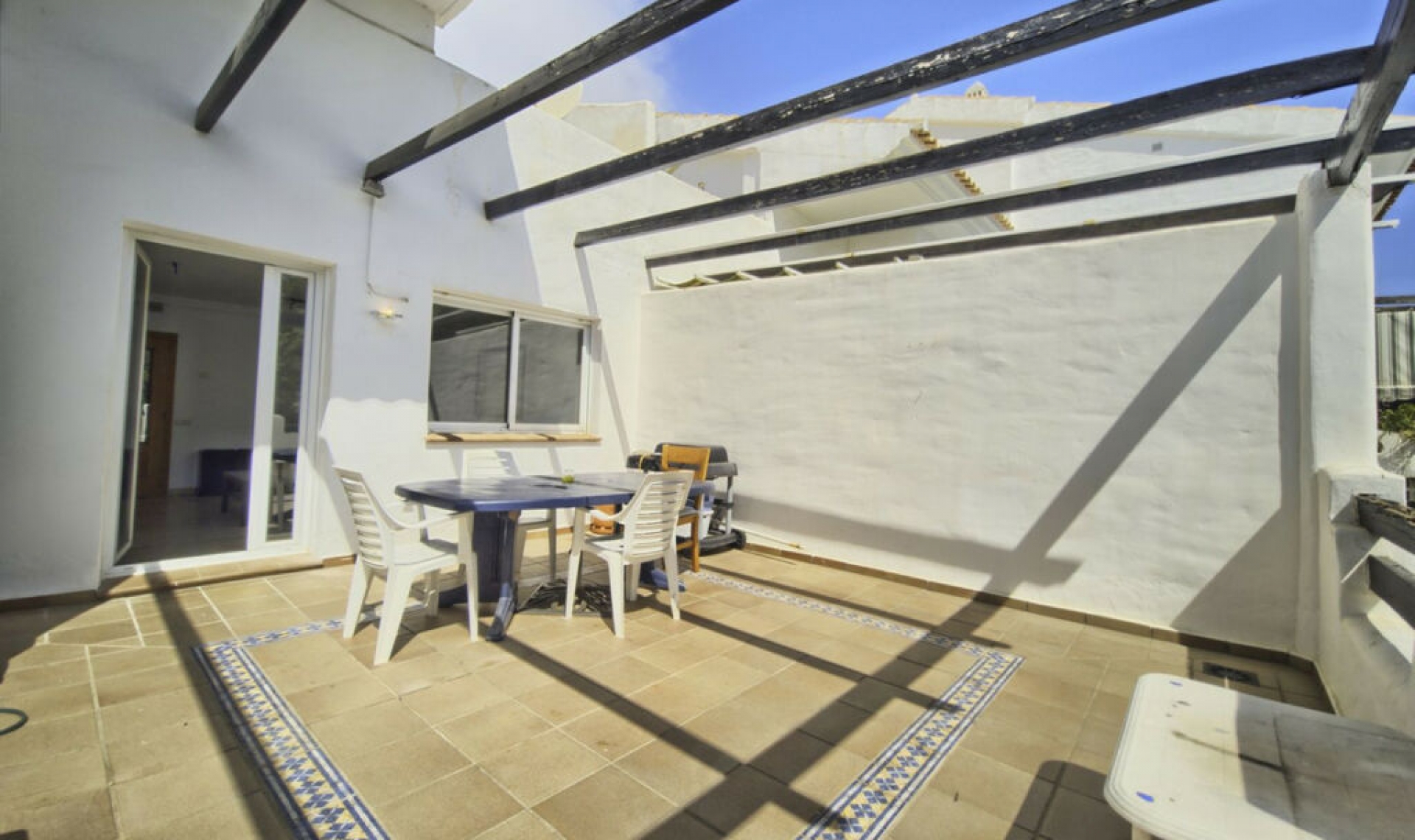 Resale - Apartment -
Torrequebrada
