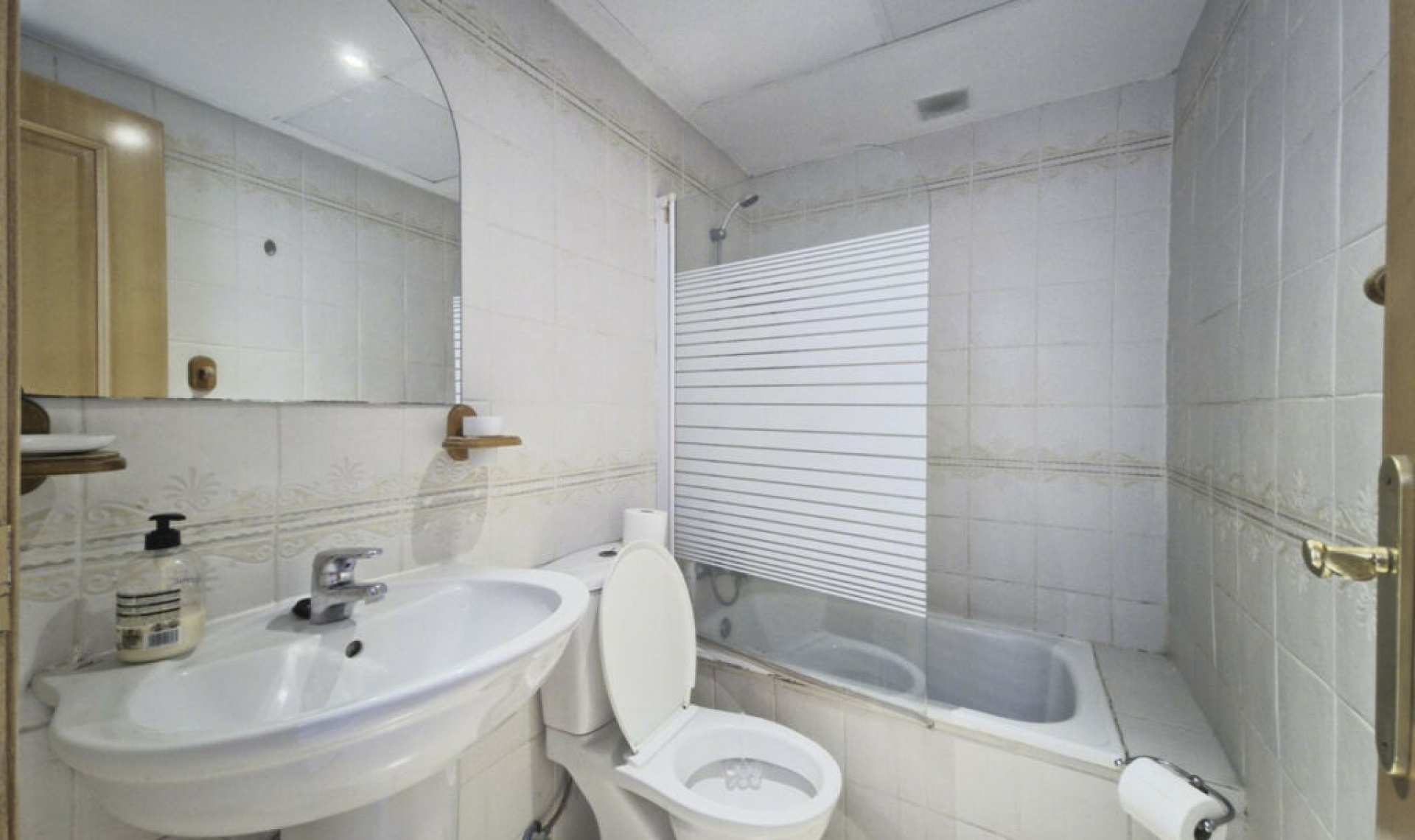 Resale - Apartment -
Torrequebrada