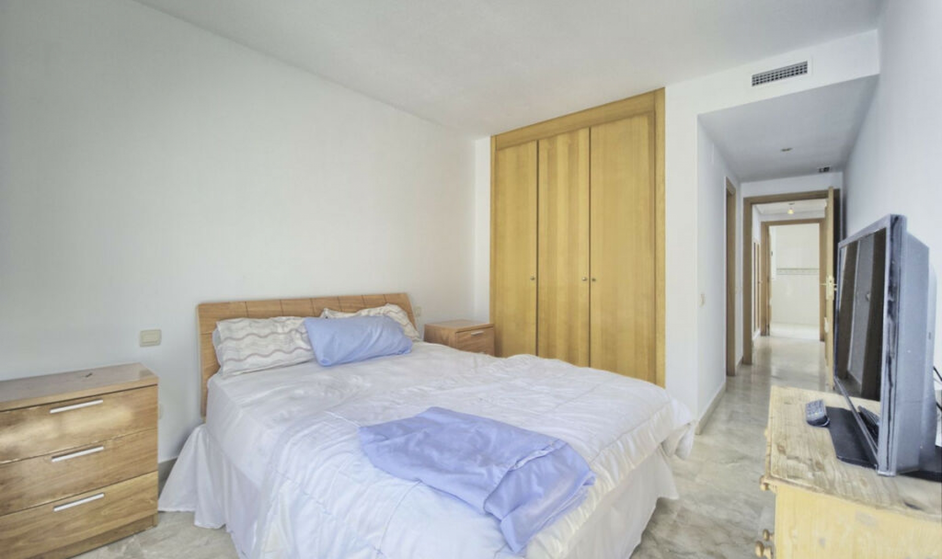 Resale - Apartment -
Torrequebrada