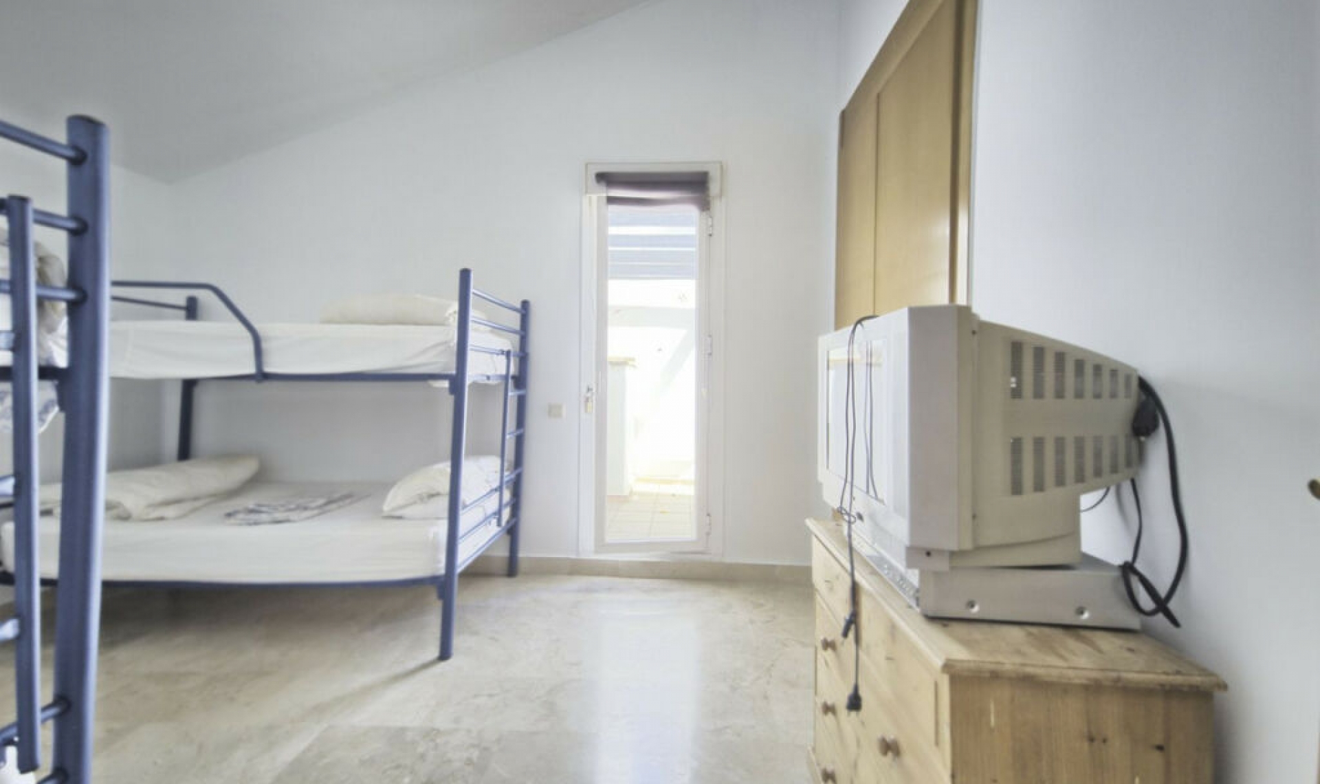 Resale - Apartment -
Torrequebrada