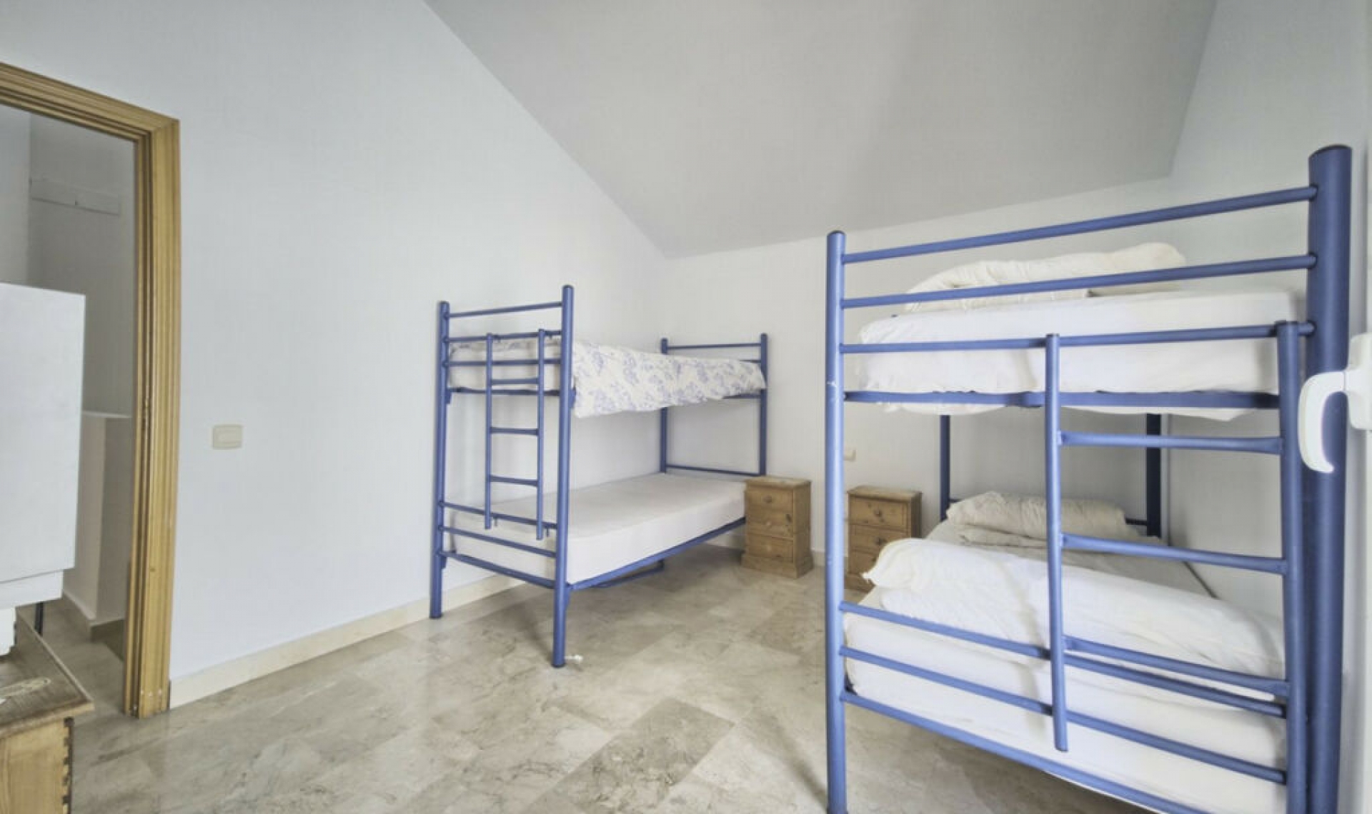 Resale - Apartment -
Torrequebrada