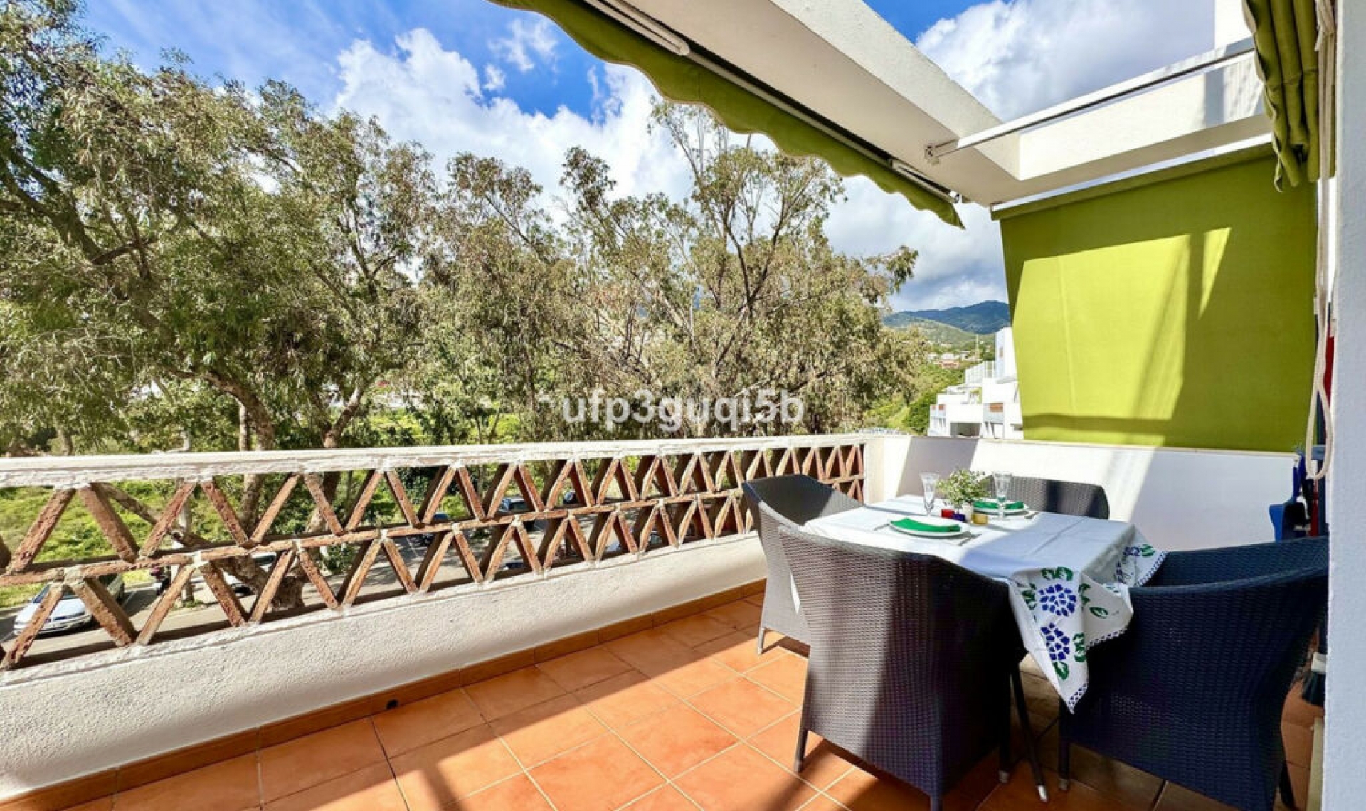 Resale - Apartment -
Torrequebrada