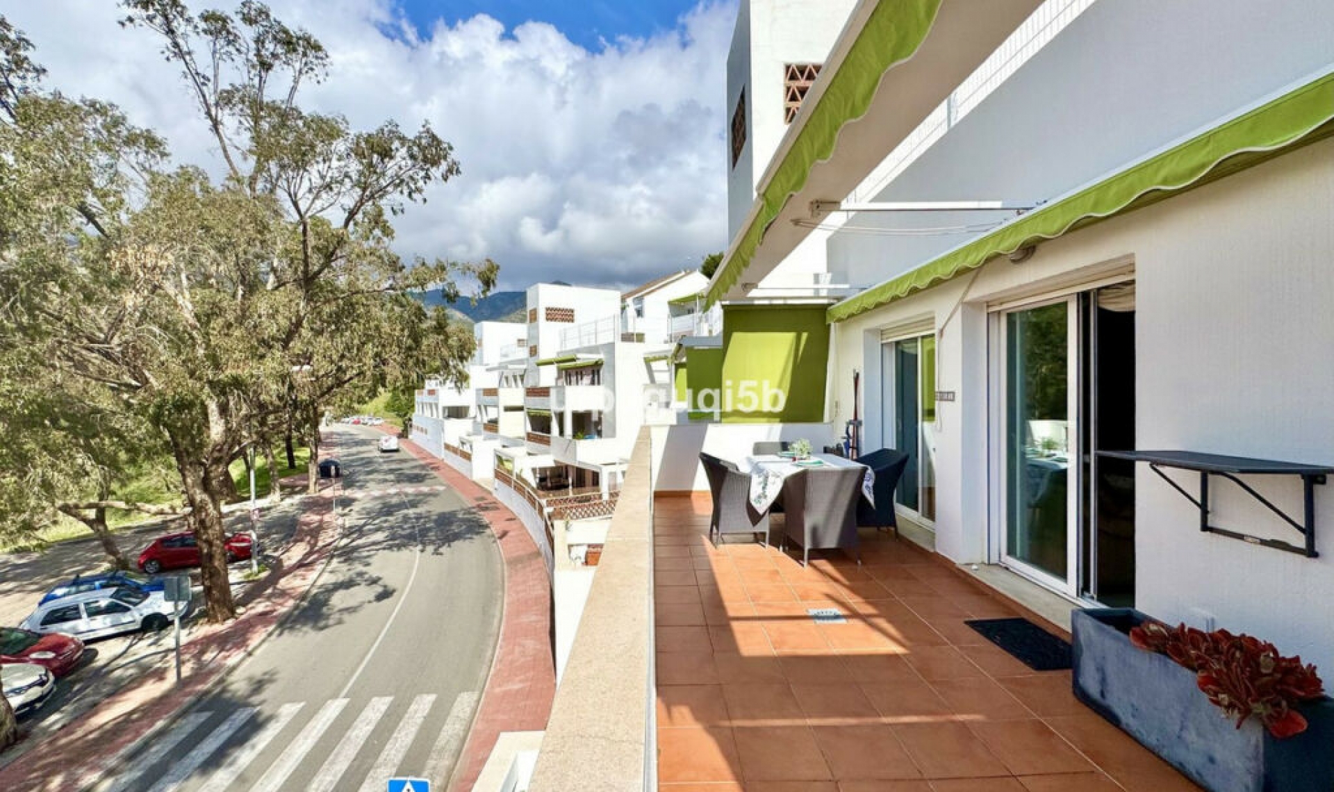 Resale - Apartment -
Torrequebrada