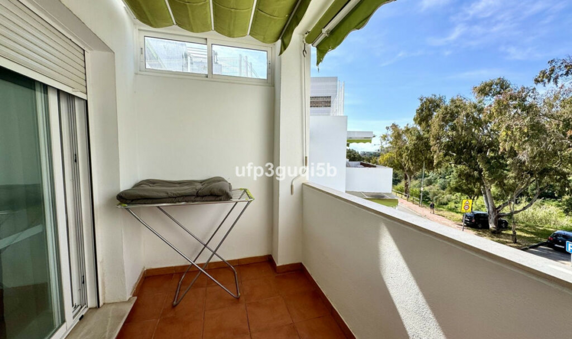 Resale - Apartment -
Torrequebrada