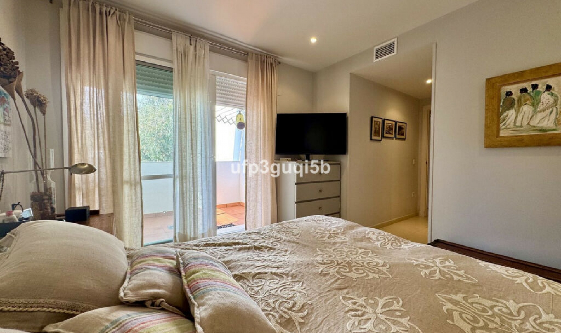 Resale - Apartment -
Torrequebrada