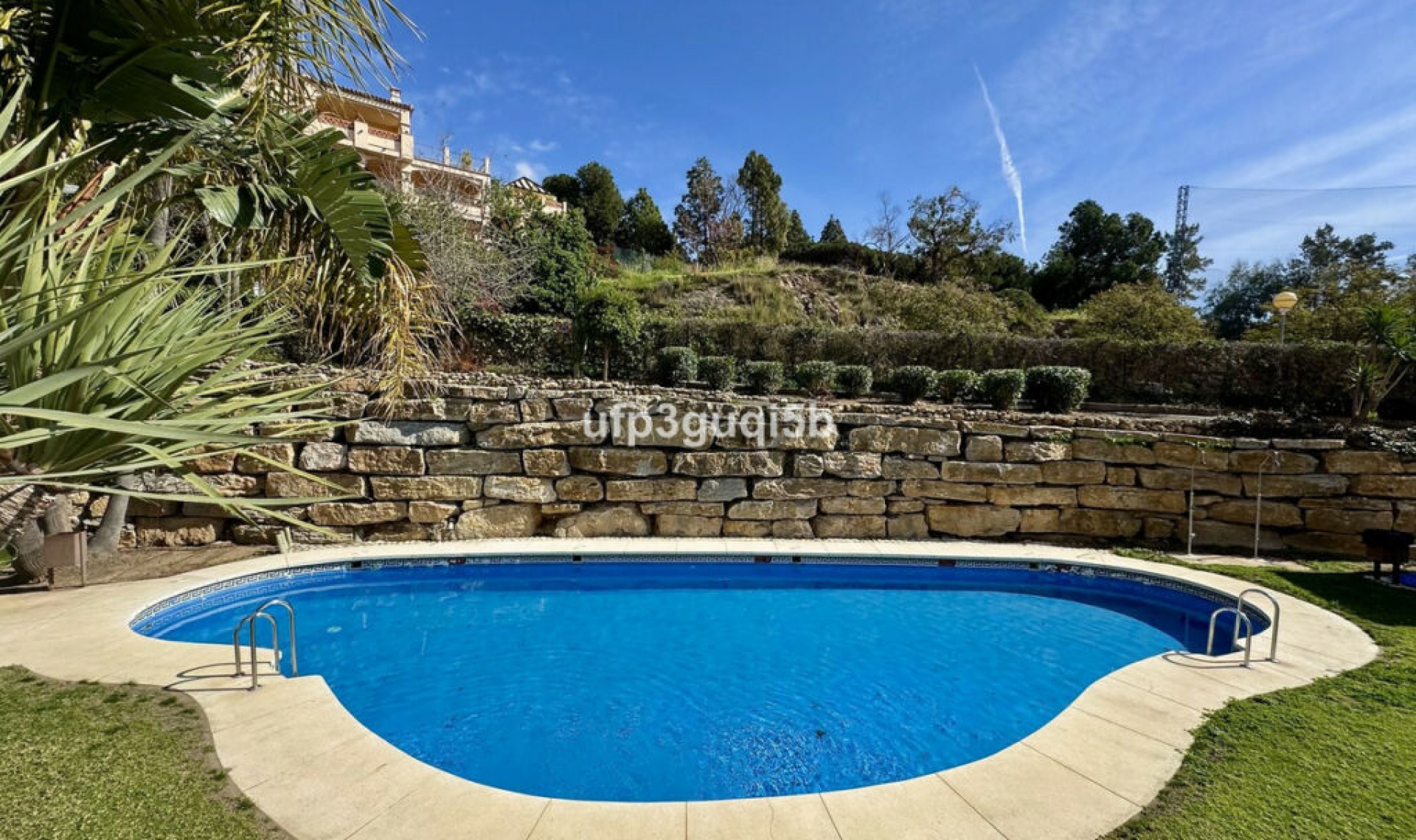 Resale - Apartment -
Torrequebrada