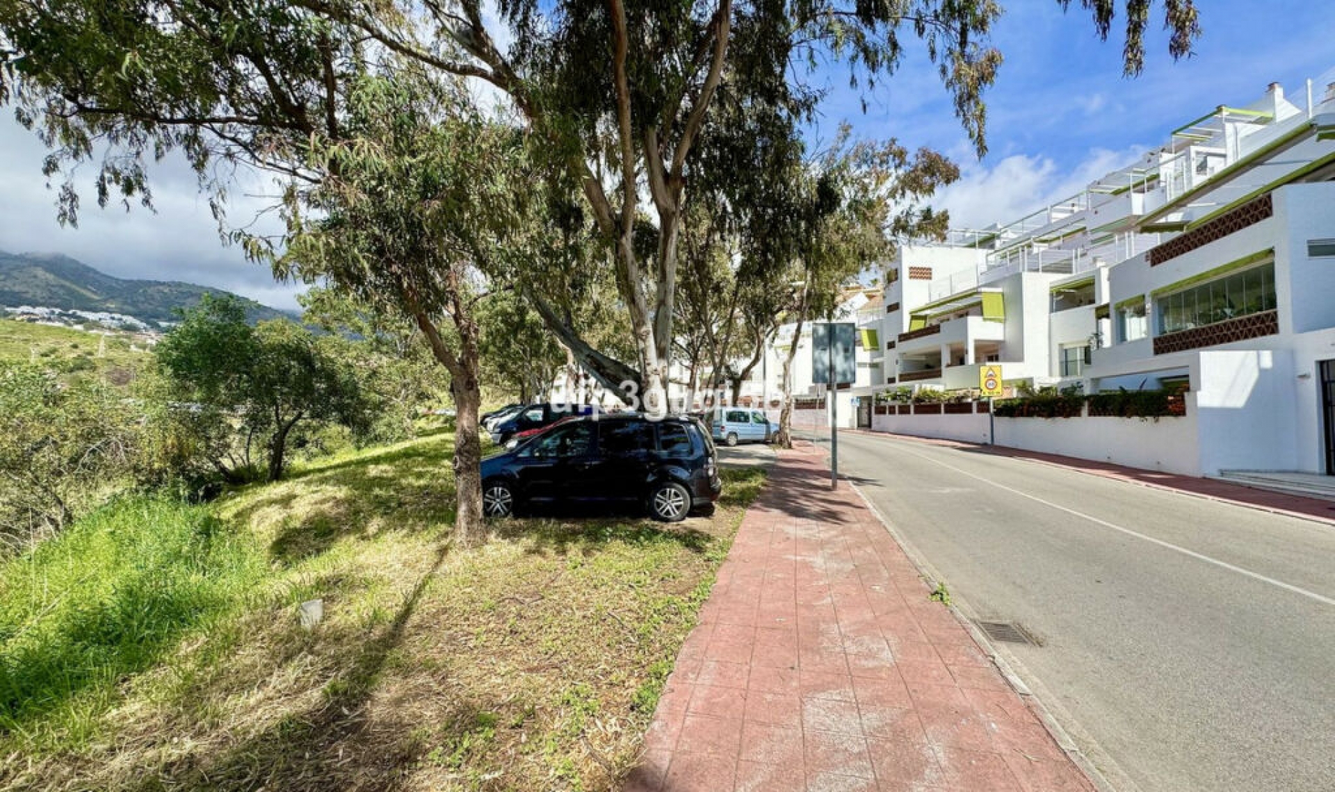 Resale - Apartment -
Torrequebrada