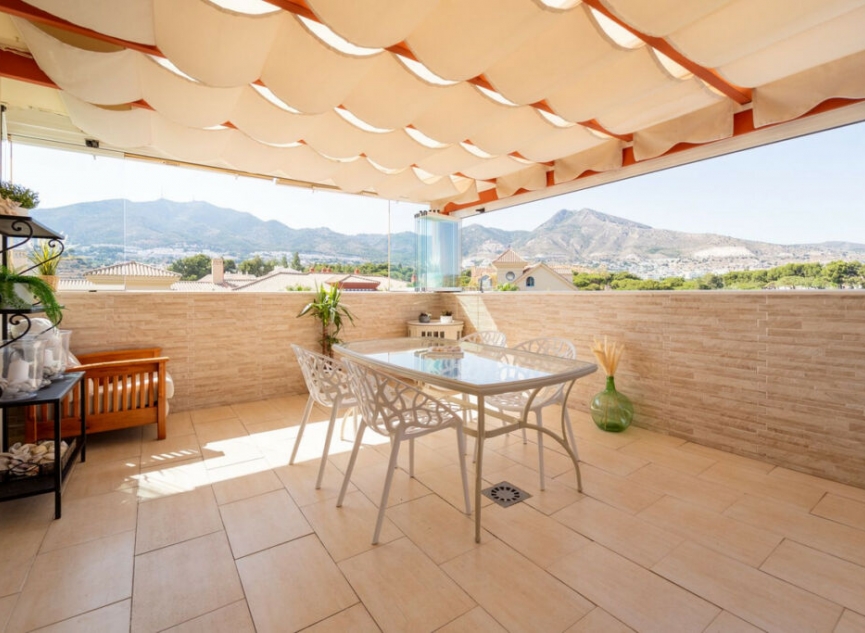 Resale - Apartment -
Torrequebrada