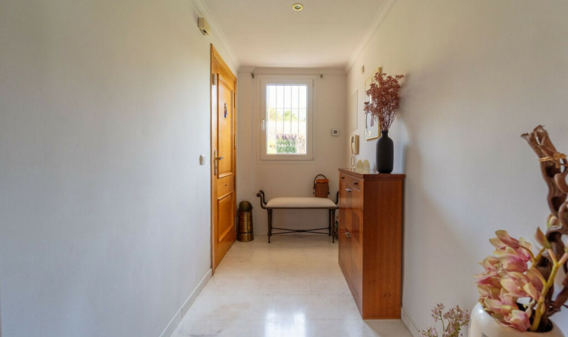 Resale - Apartment -
Torrequebrada