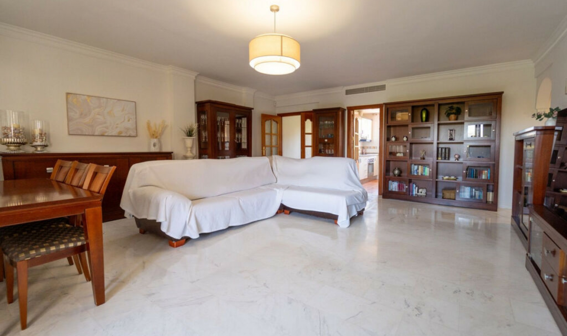 Resale - Apartment -
Torrequebrada