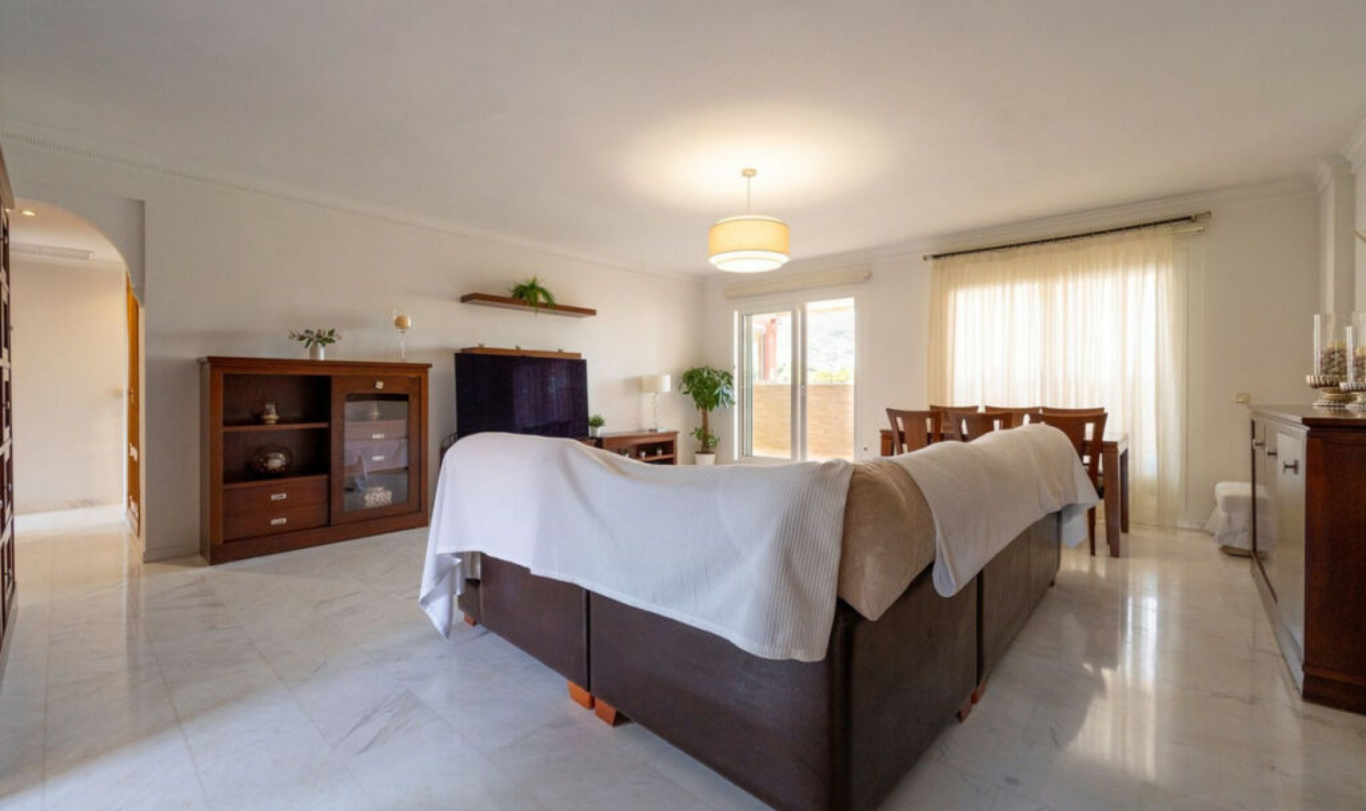 Resale - Apartment -
Torrequebrada