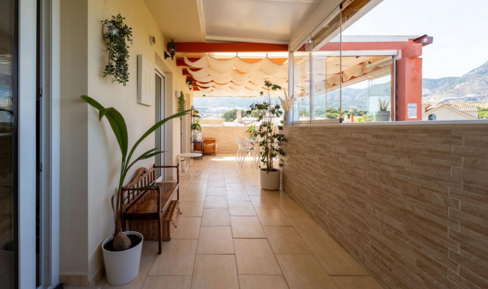 Resale - Apartment -
Torrequebrada