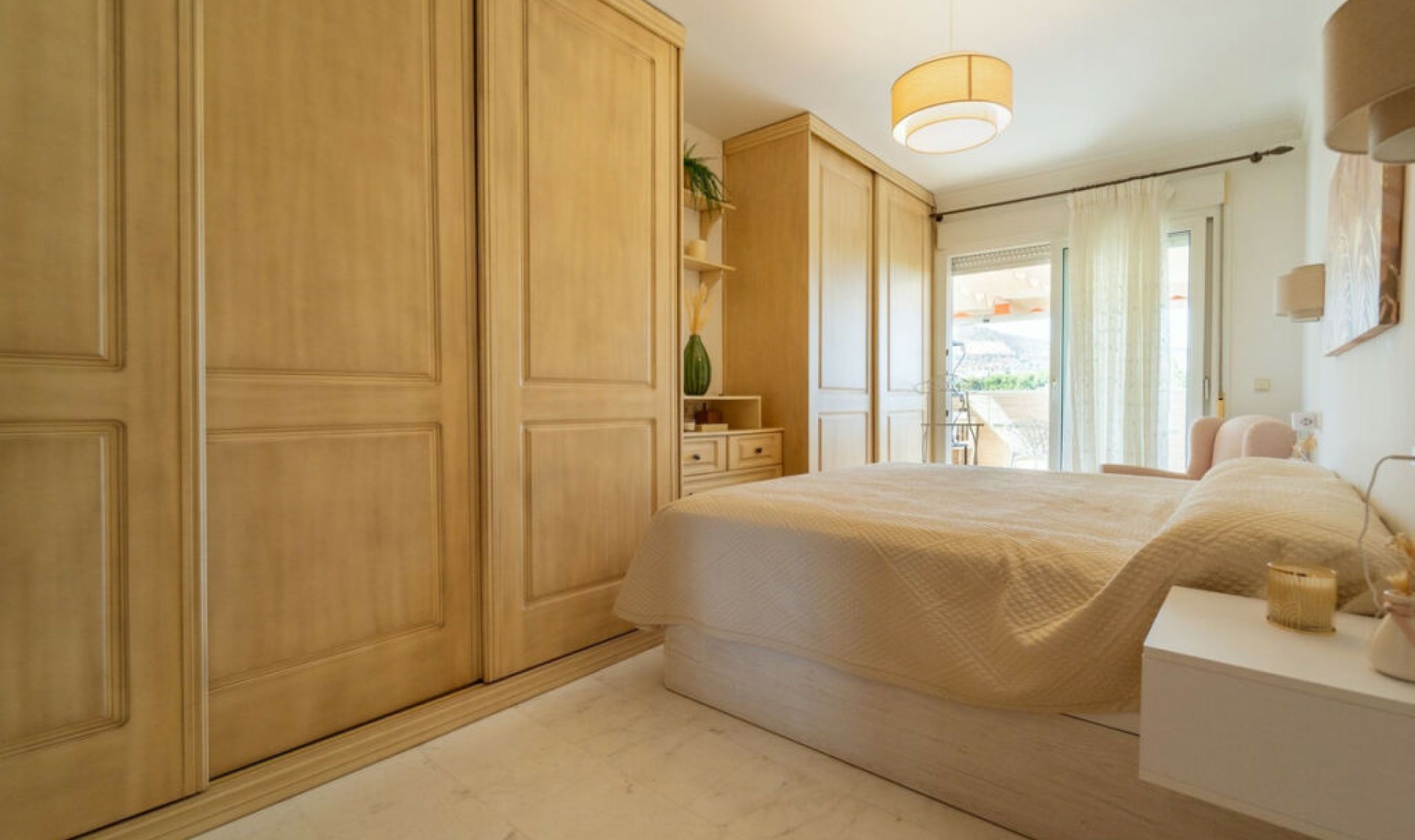 Resale - Apartment -
Torrequebrada