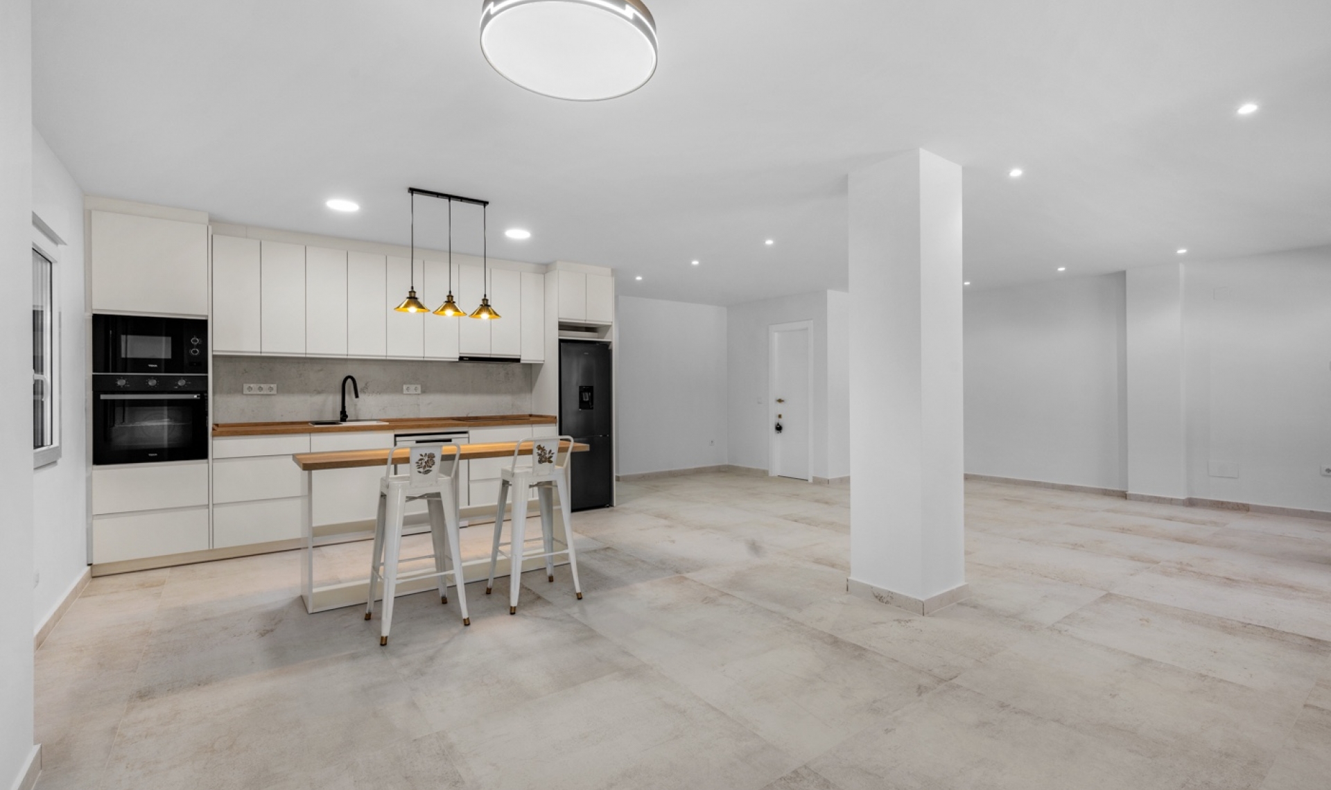 Resale - Apartment -
Torrevieja - Playa del Acequión