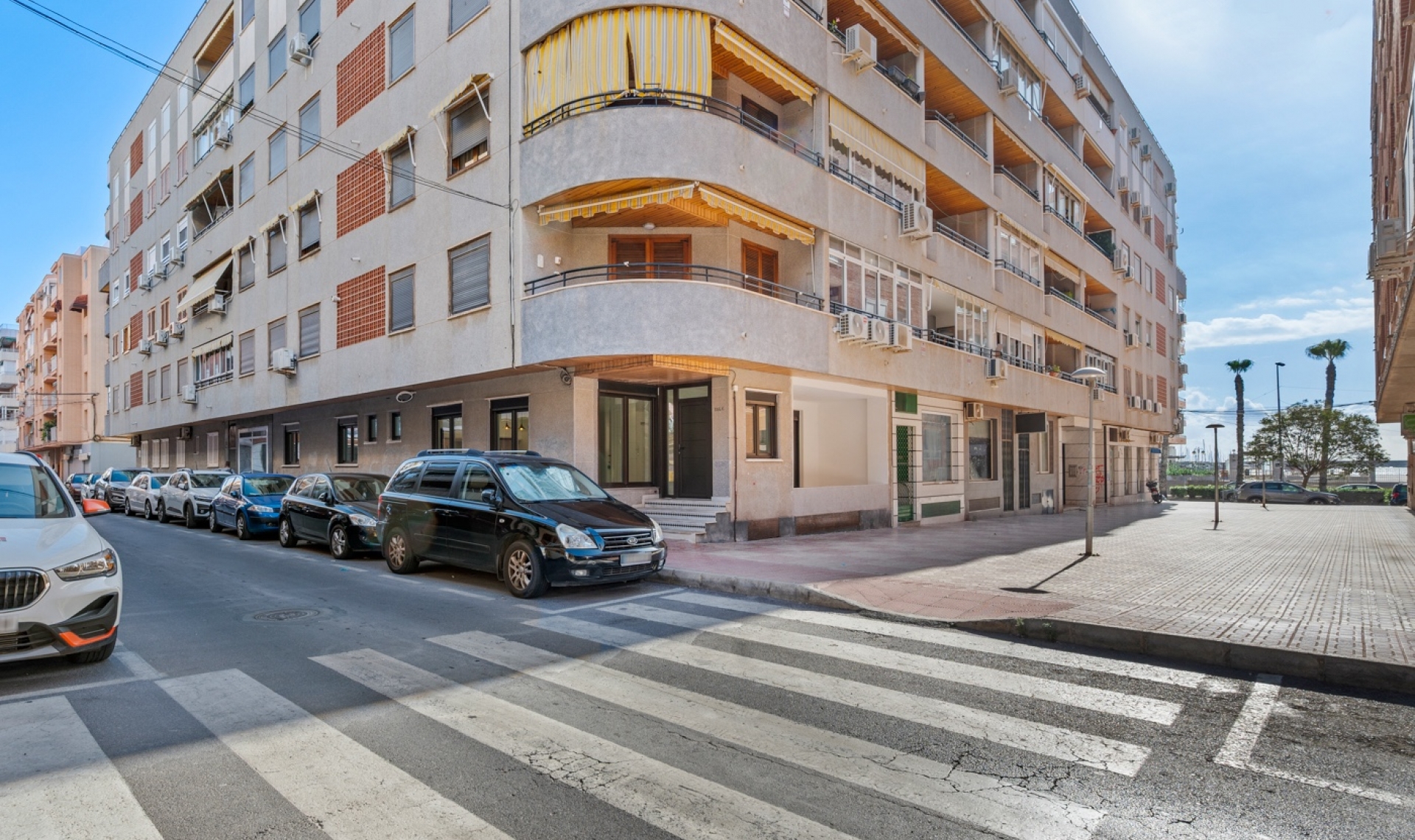 Resale - Apartment -
Torrevieja - Playa del Acequión