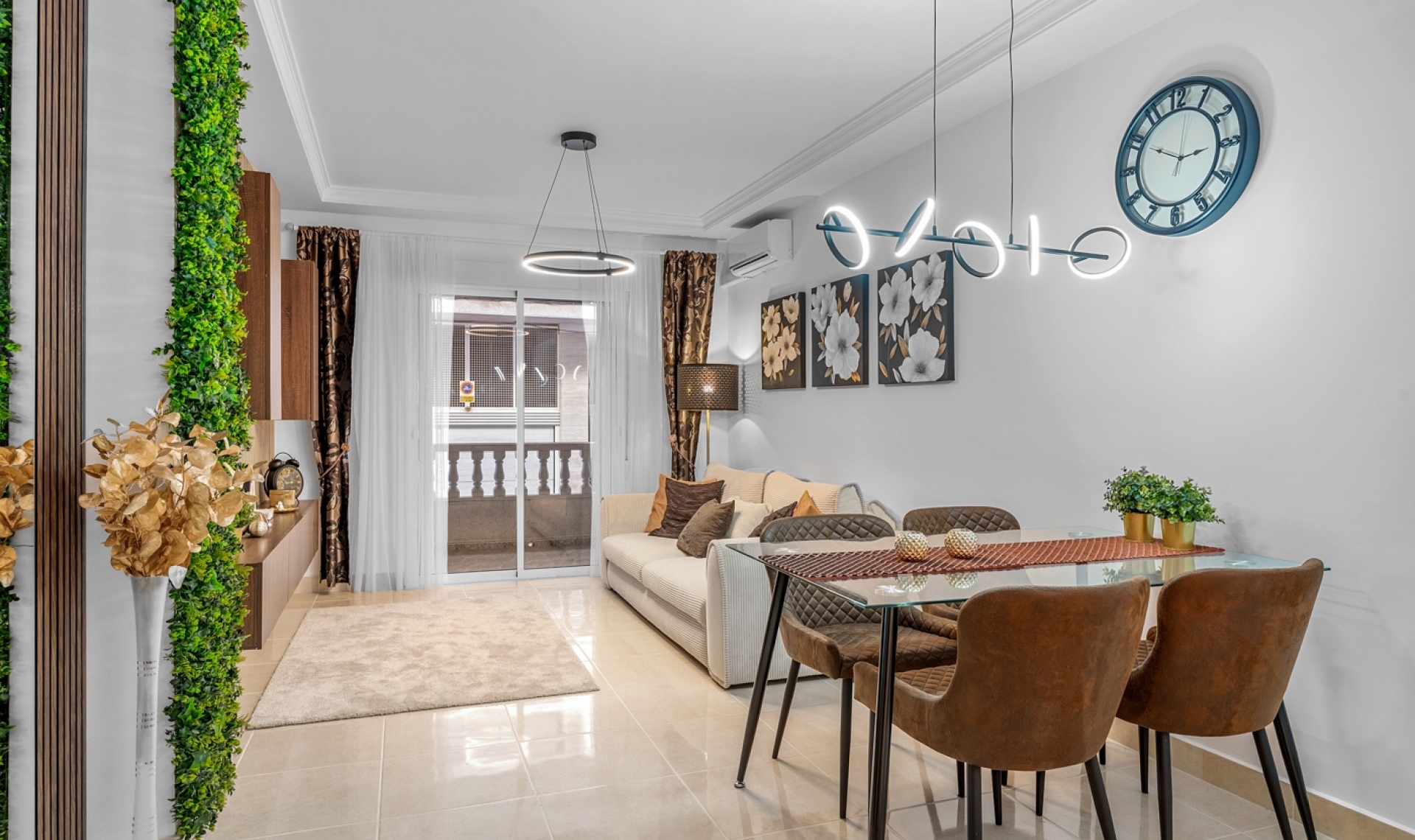 Resale - Apartment -
Torrevieja - Playa del Cura