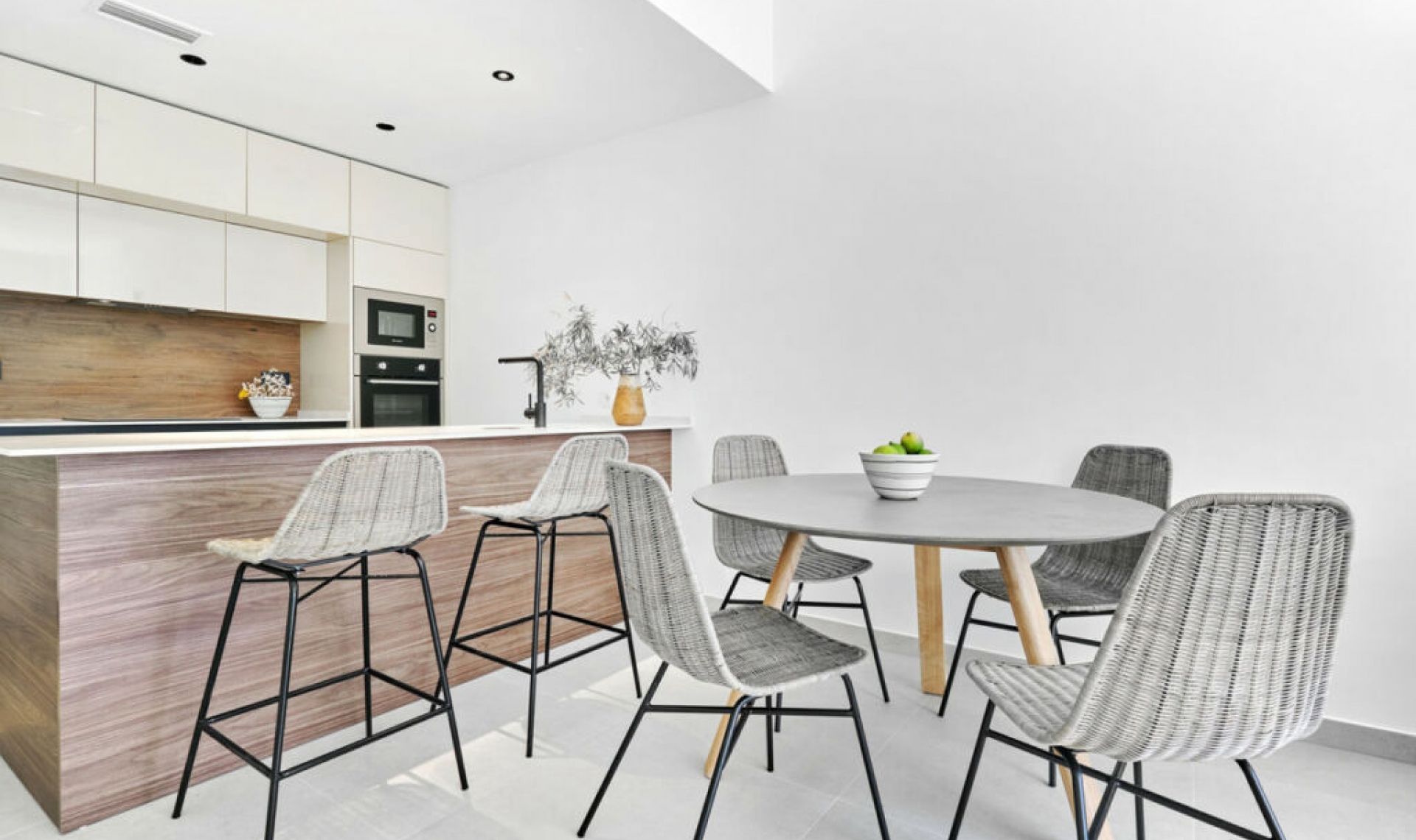 Resale - Apartment -
Torrevieja