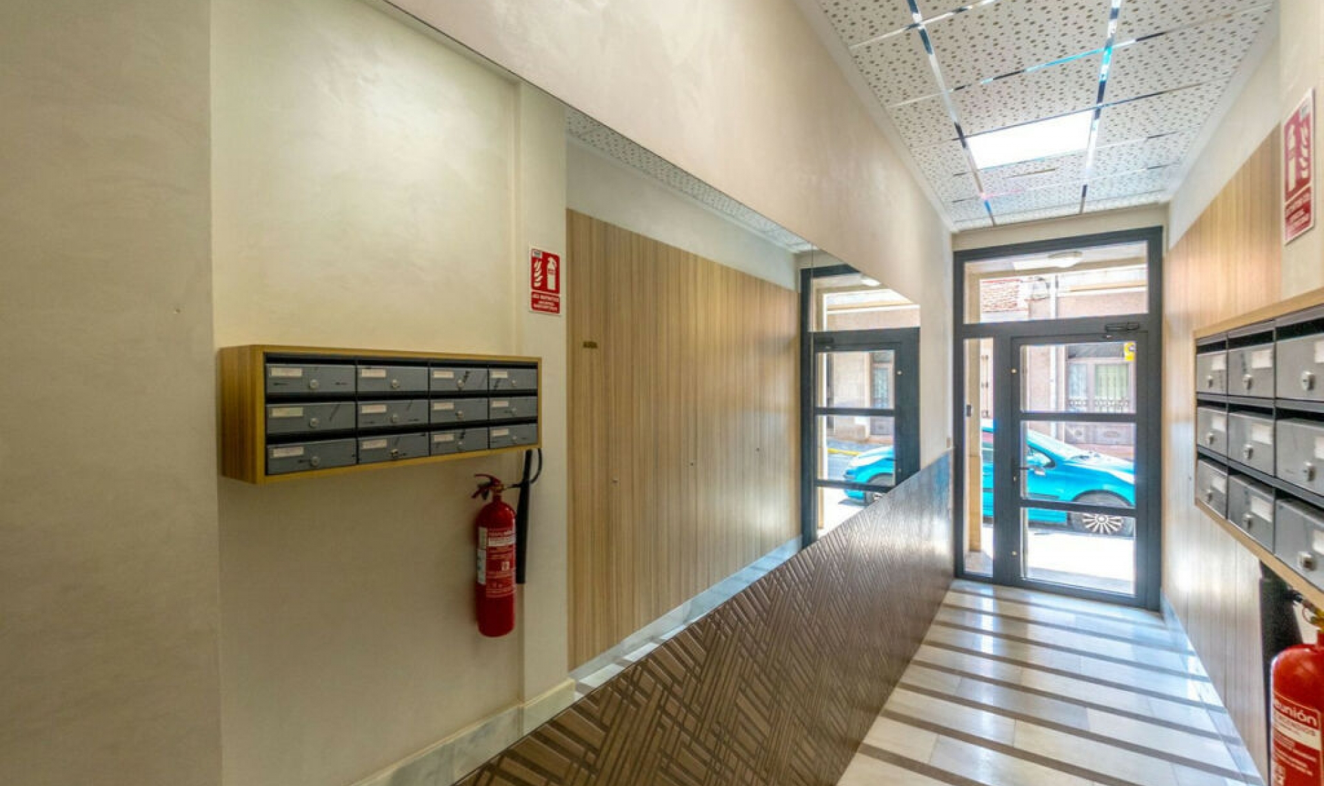 Resale - Apartment -
Torrevieja