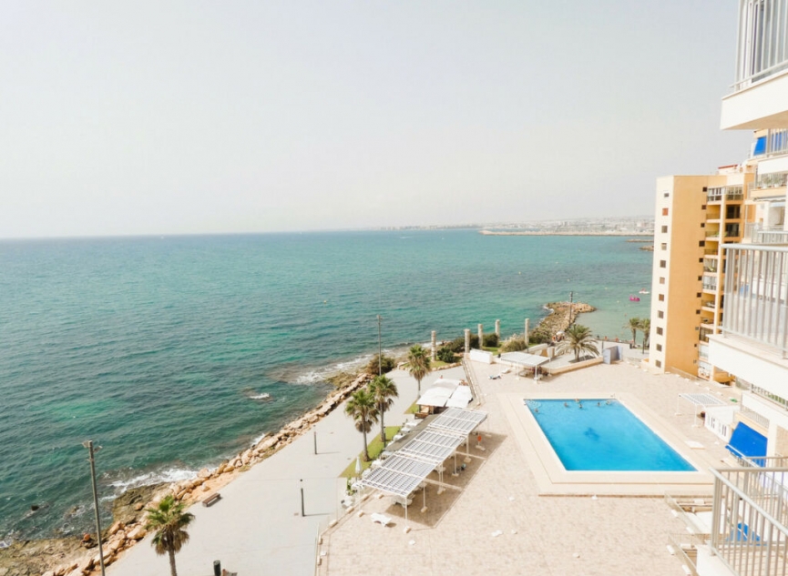 Resale - Apartment -
Torrevieja