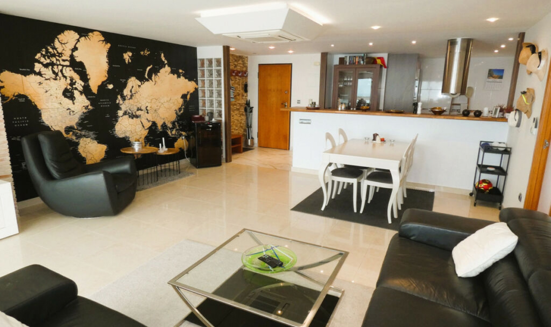 Resale - Apartment -
Torrevieja