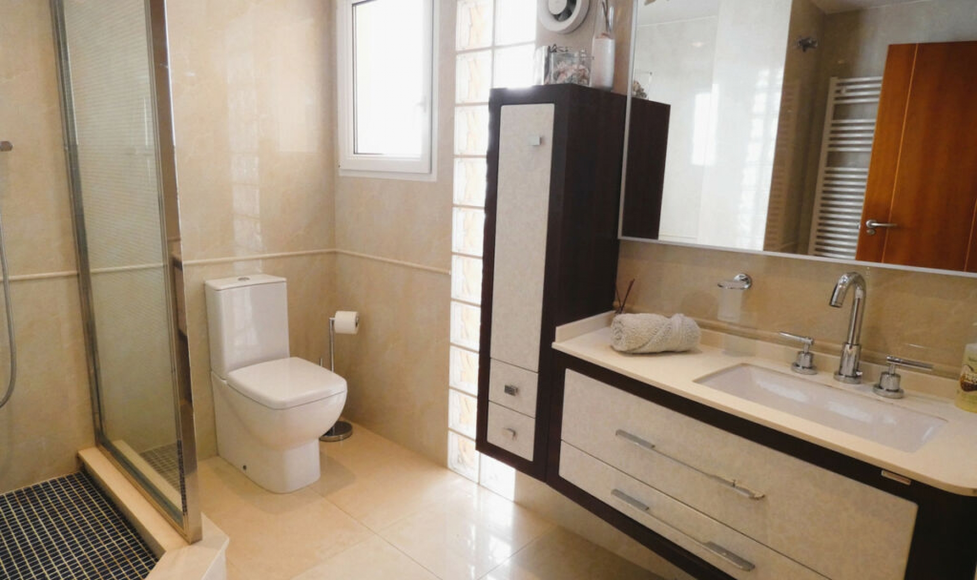 Resale - Apartment -
Torrevieja