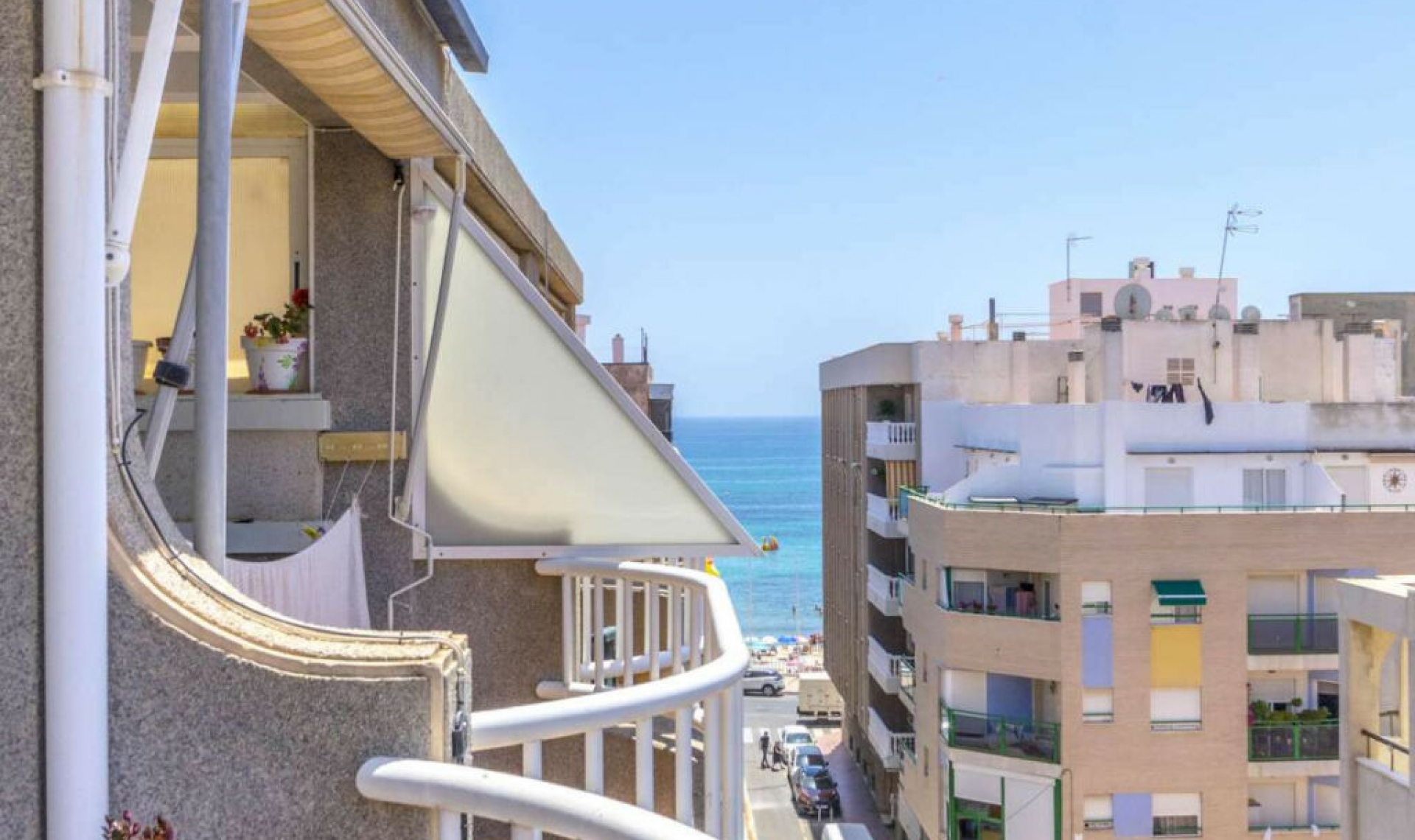 Resale - Apartment -
Torrevieja