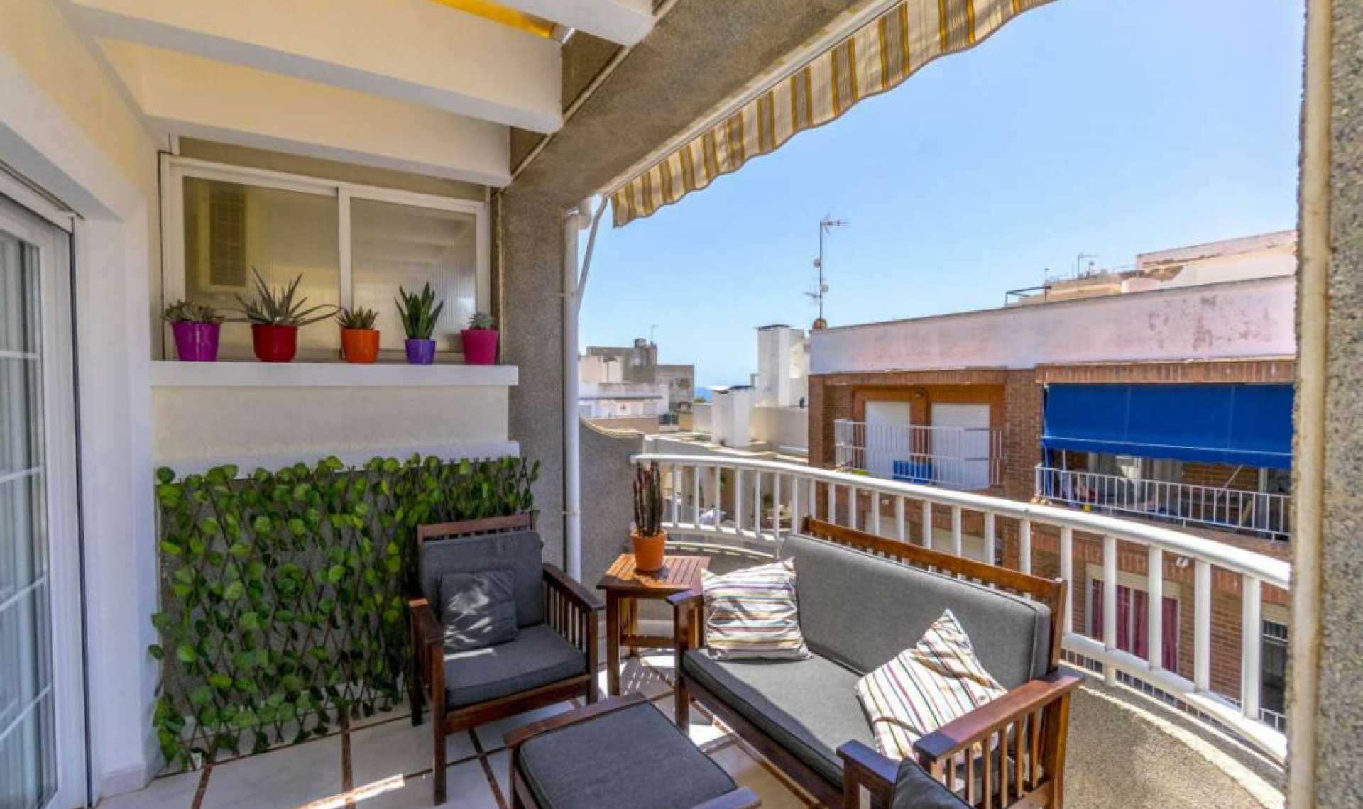 Resale - Apartment -
Torrevieja
