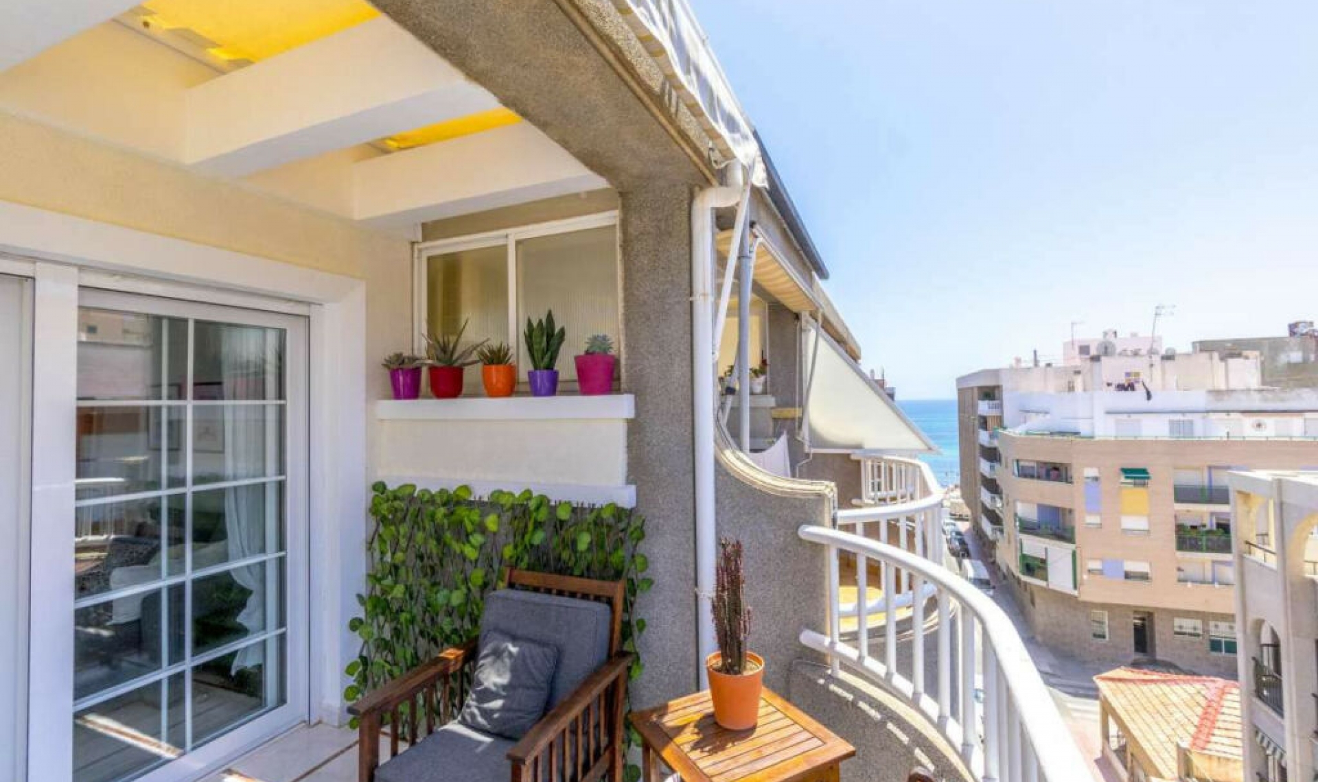 Resale - Apartment -
Torrevieja