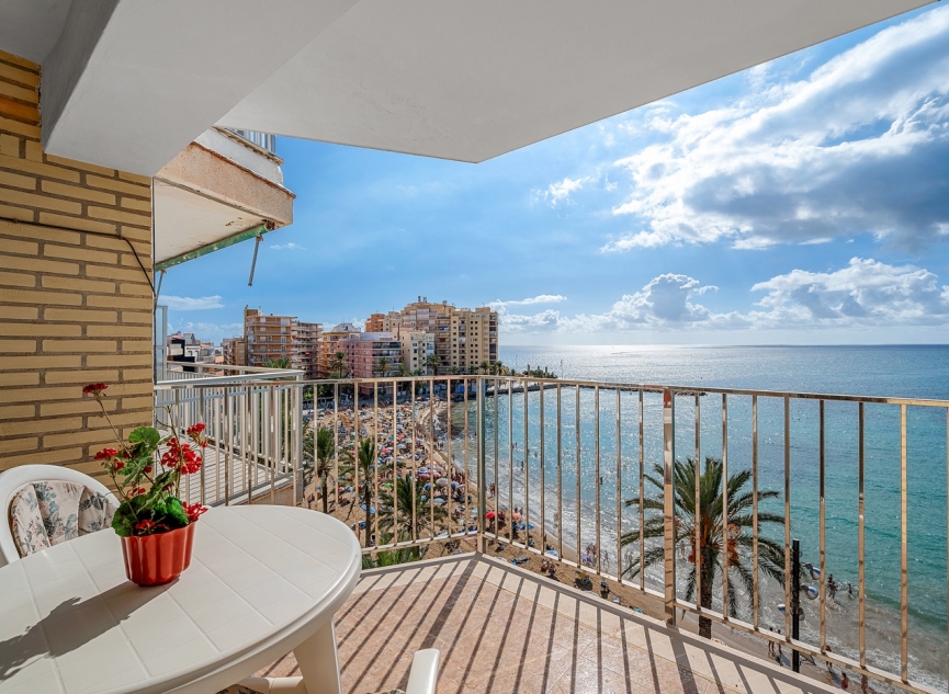 Resale - Apartment -
Torrevieja