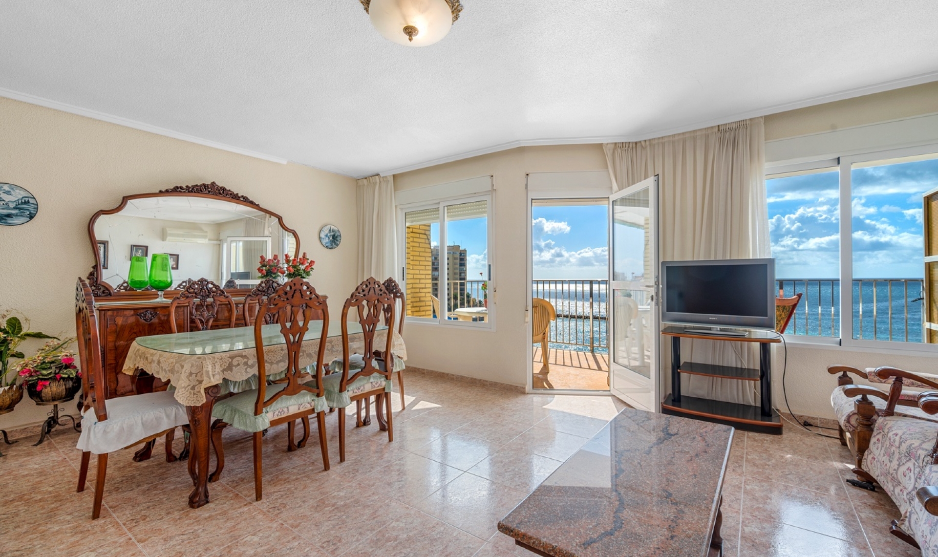 Resale - Apartment -
Torrevieja