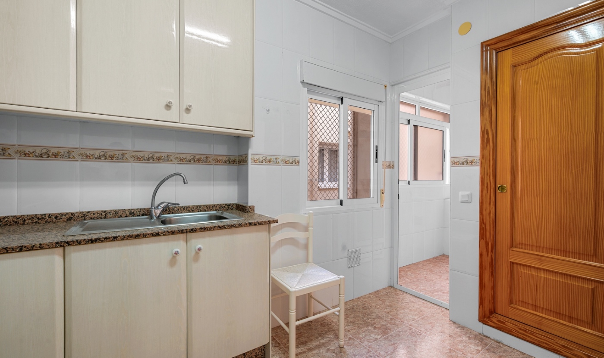 Resale - Apartment -
Torrevieja