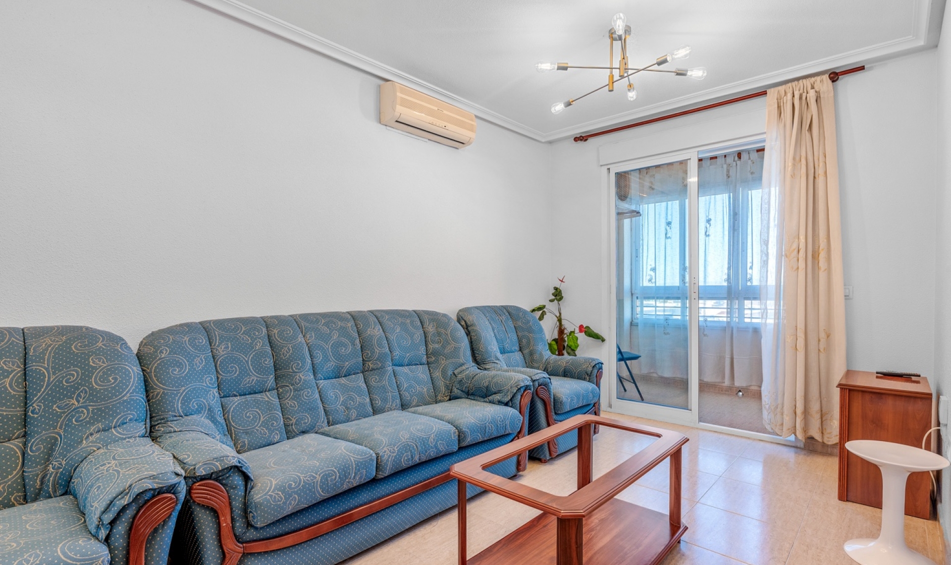 Resale - Apartment -
Torrevieja