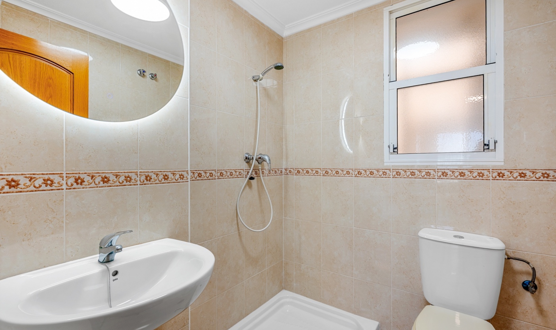 Resale - Apartment -
Torrevieja