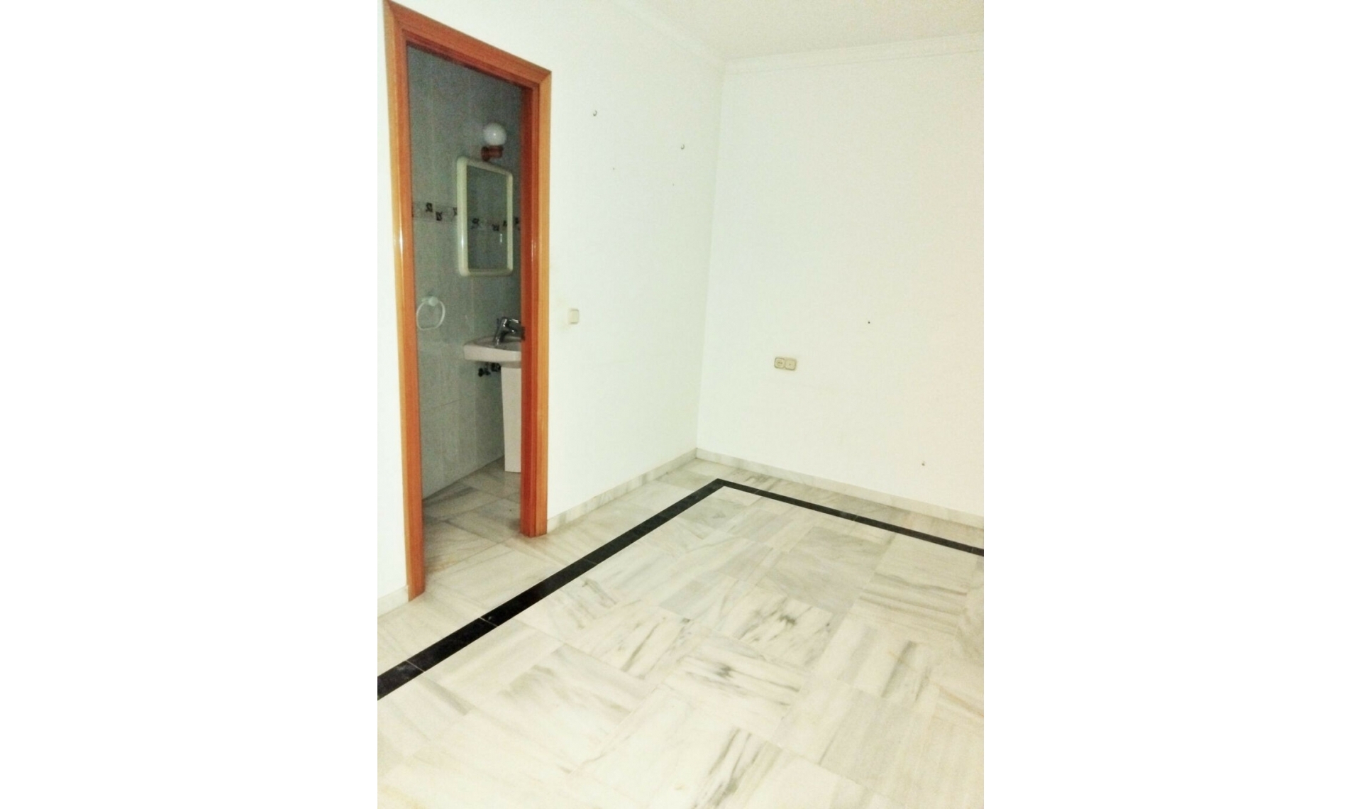 Resale - Apartment -
Torrox Costa