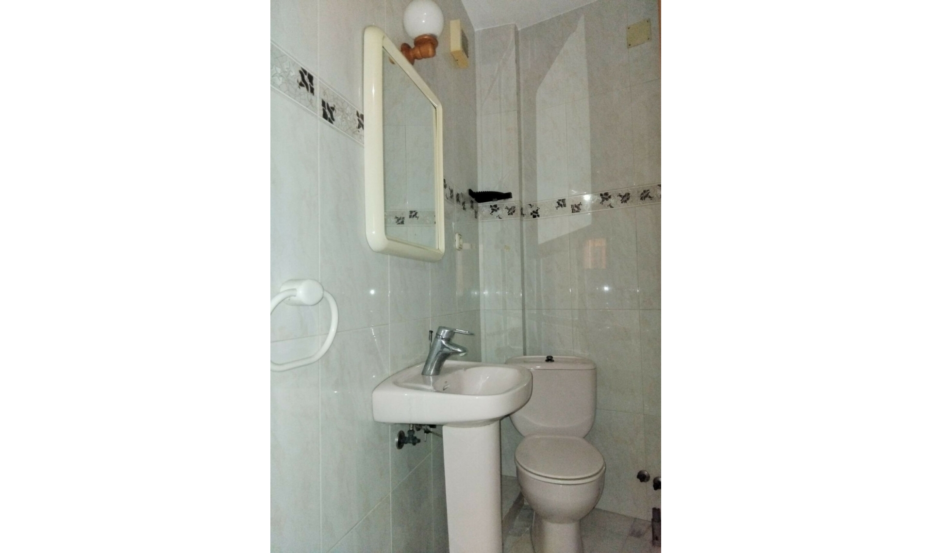 Resale - Apartment -
Torrox Costa