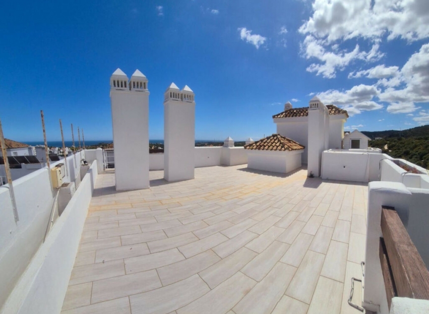 Resale - Apartment -
Valle Romano