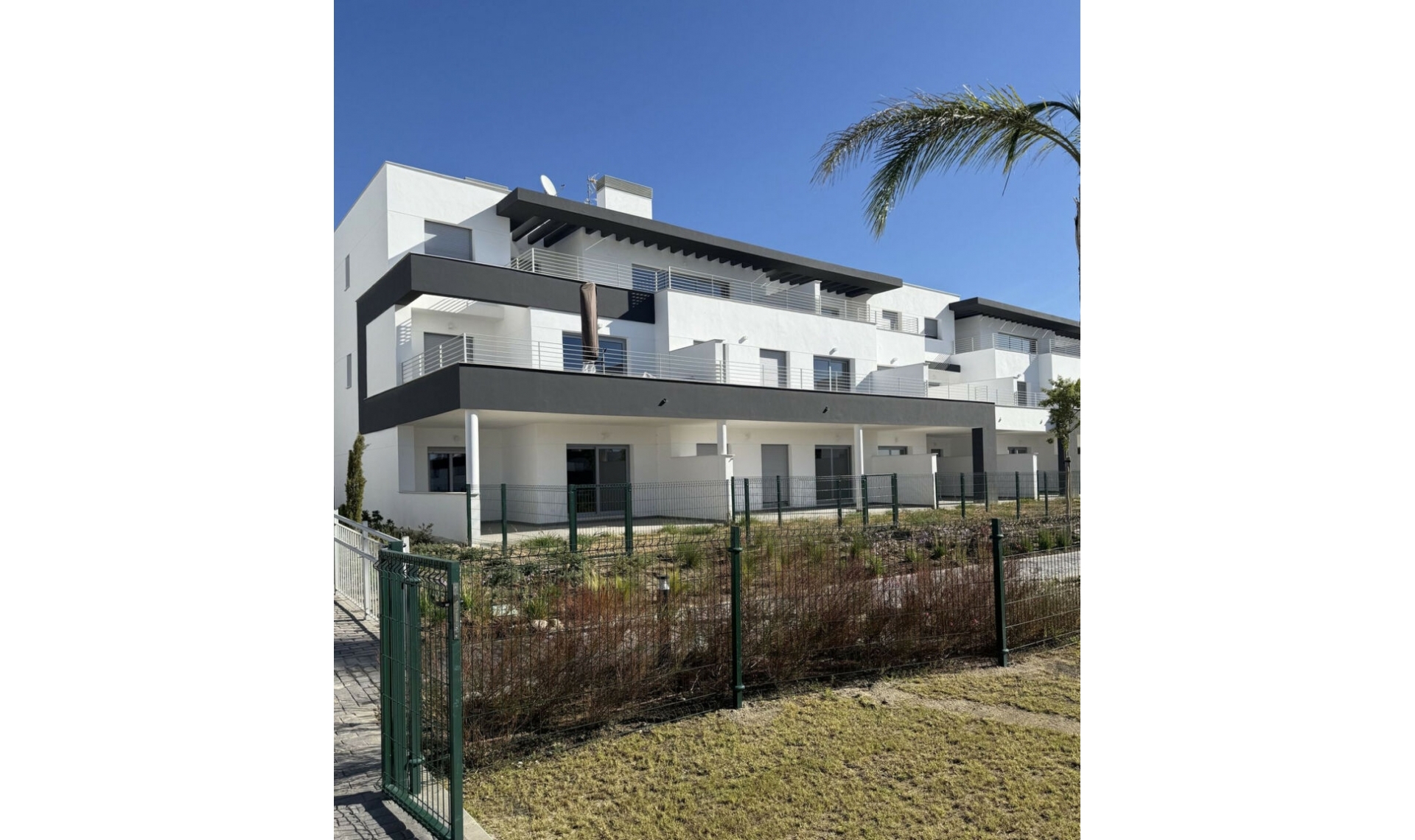 Resale - Apartment -
Valle Romano