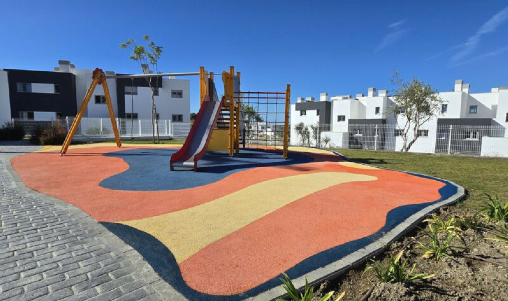 Resale - Apartment -
Valle Romano