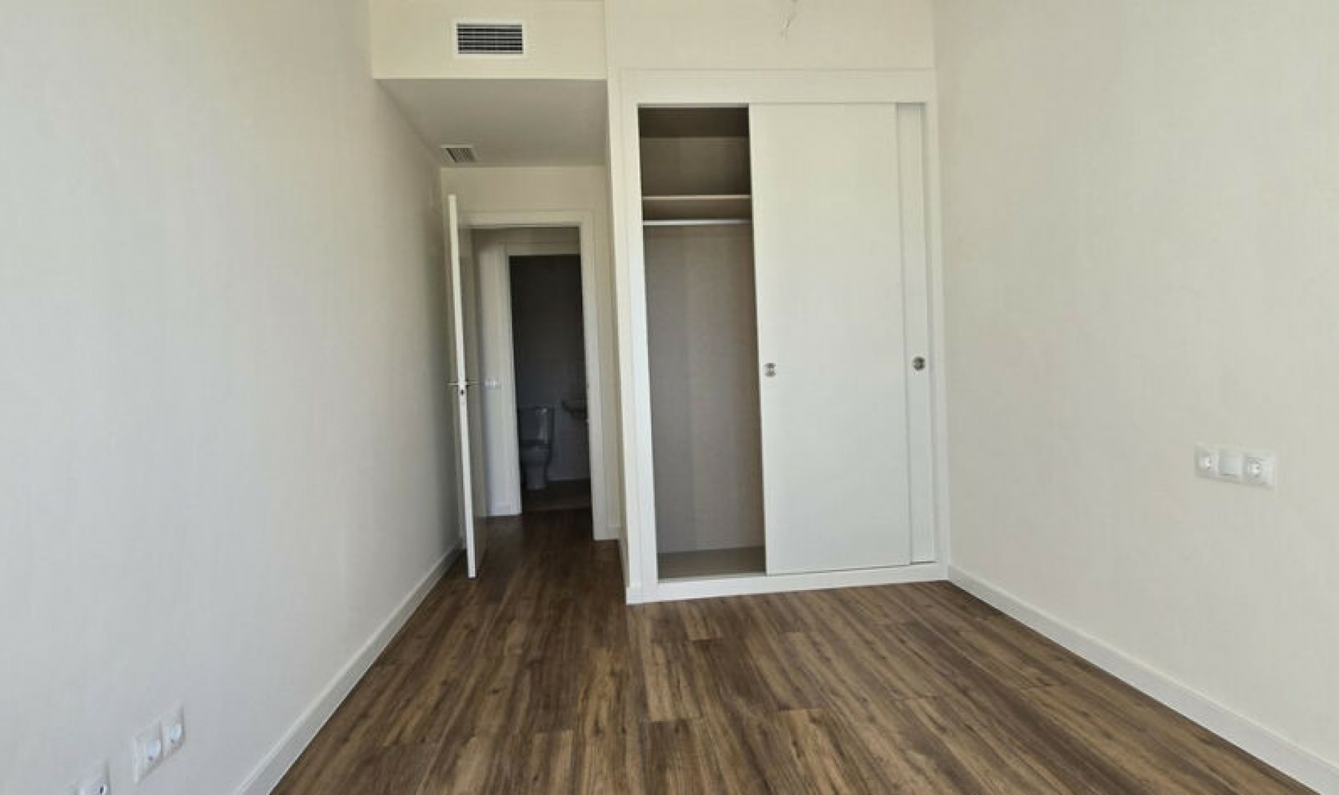 Resale - Apartment -
Valle Romano