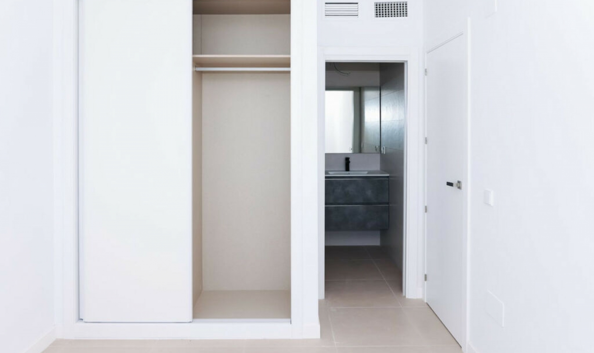 Resale - Apartment -
Vélez-Málaga