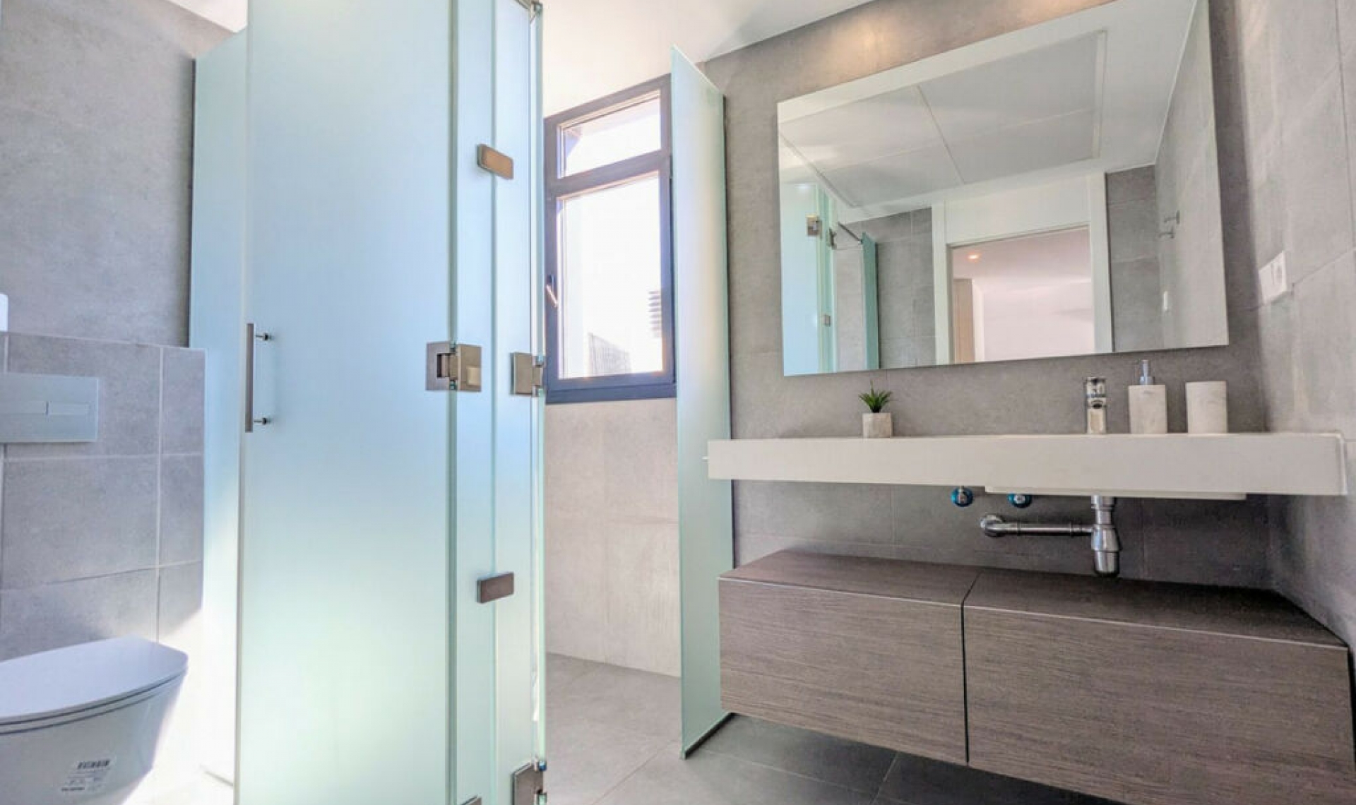 Resale - Apartment -
Villajoyosa