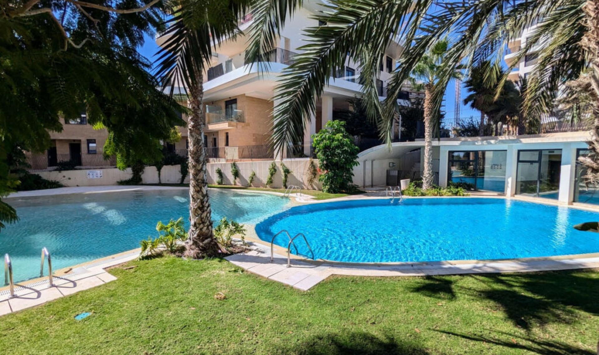 Resale - Apartment -
Villajoyosa