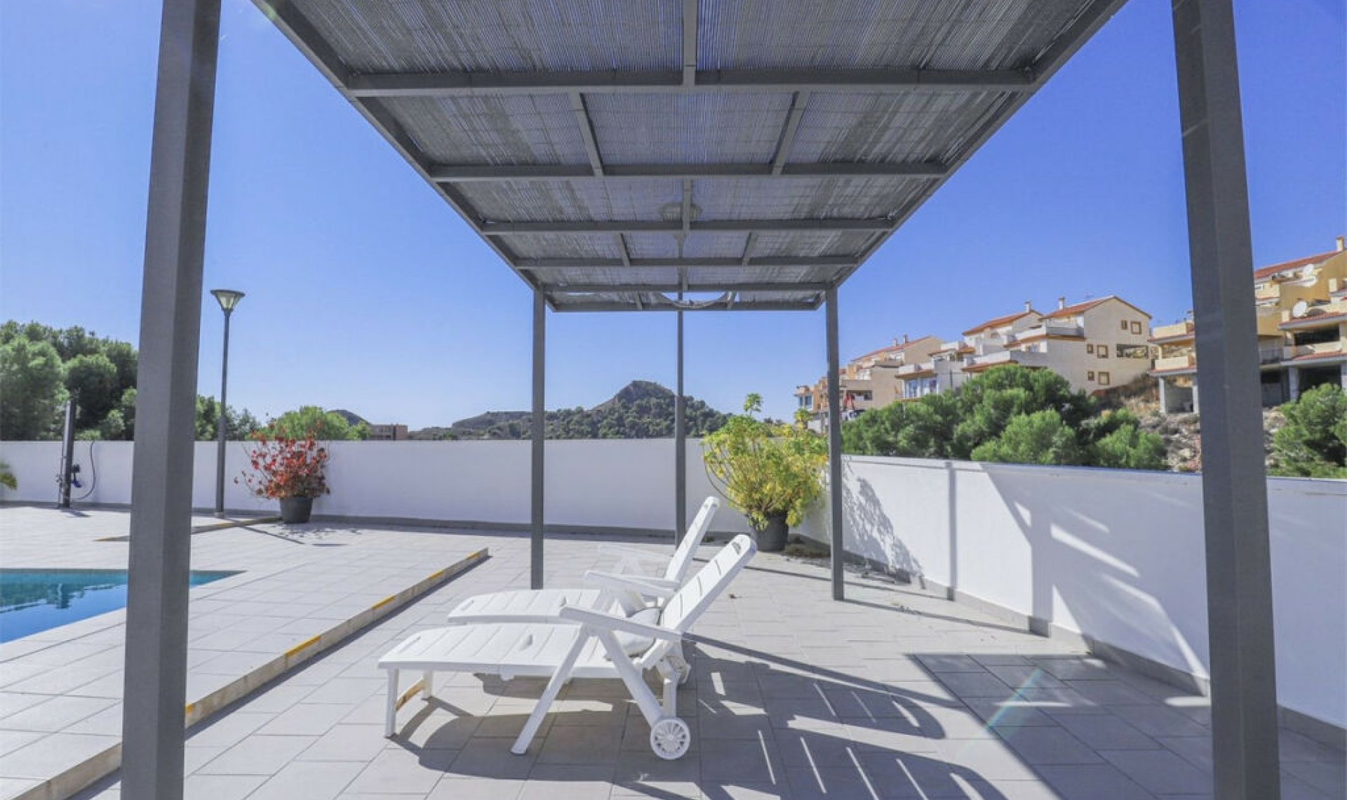 Resale - Apartment -
Villajoyosa