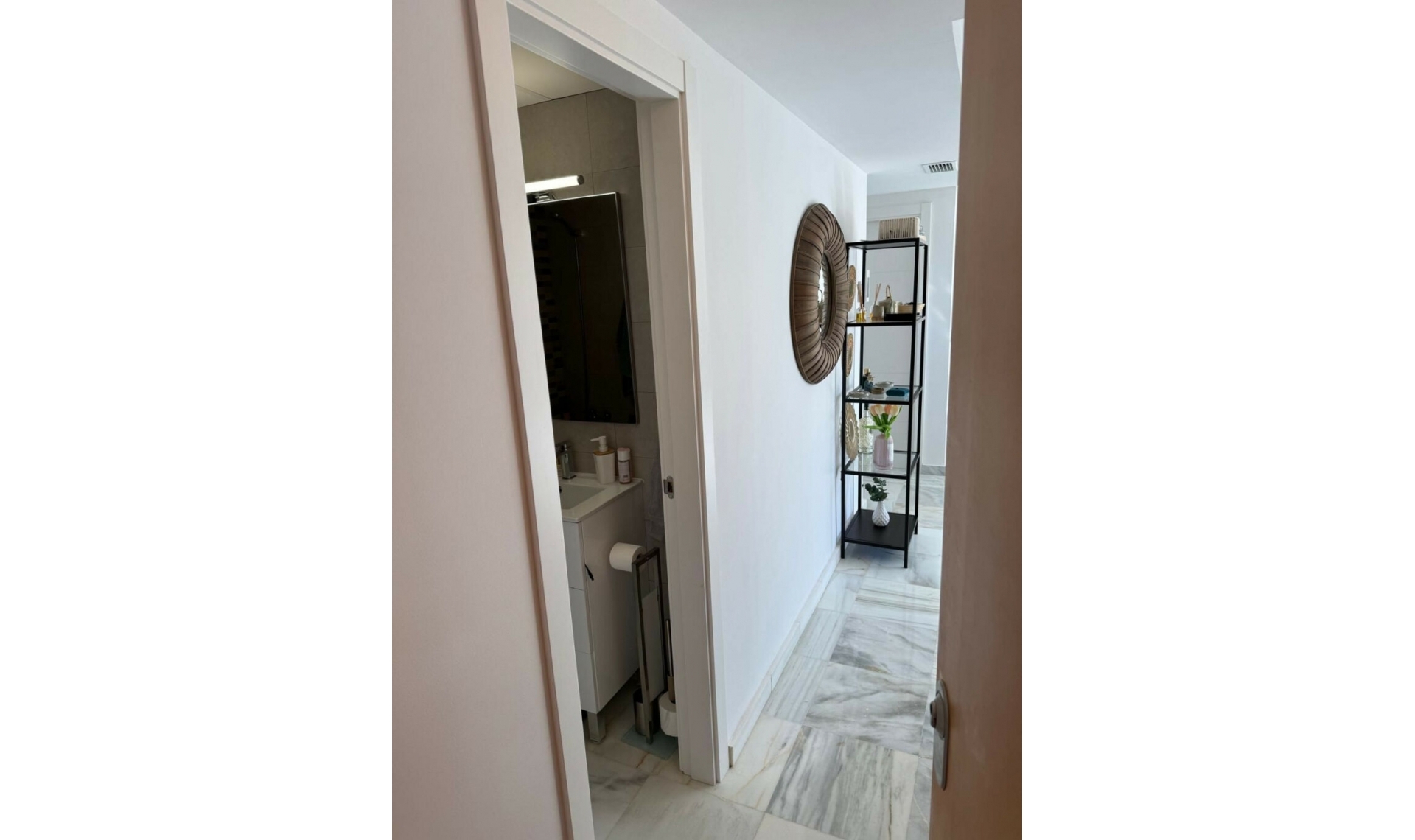 Resale - Apartment -
Villajoyosa
