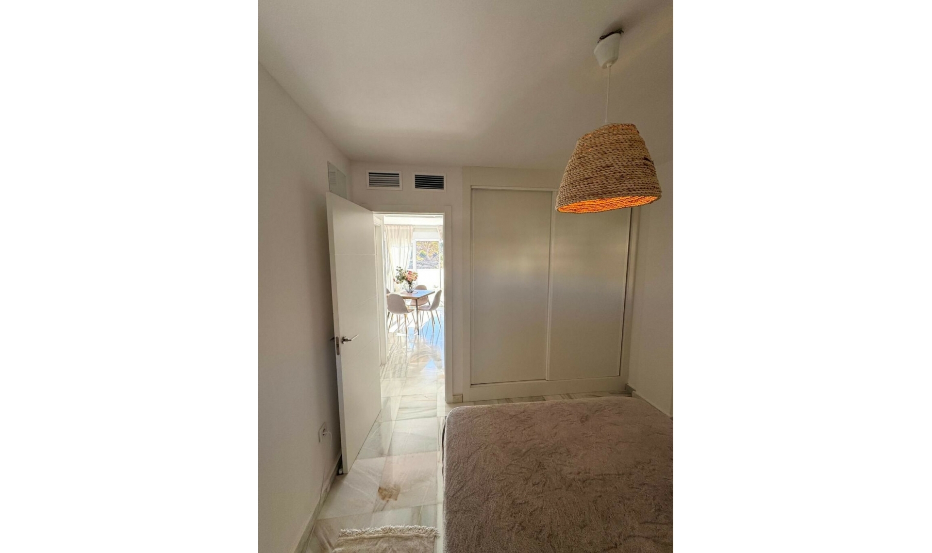 Resale - Apartment -
Villajoyosa