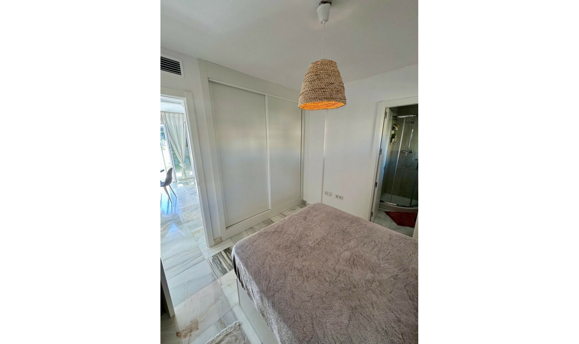 Resale - Apartment -
Villajoyosa