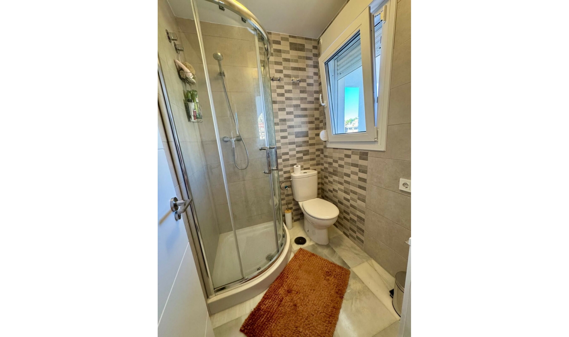 Resale - Apartment -
Villajoyosa