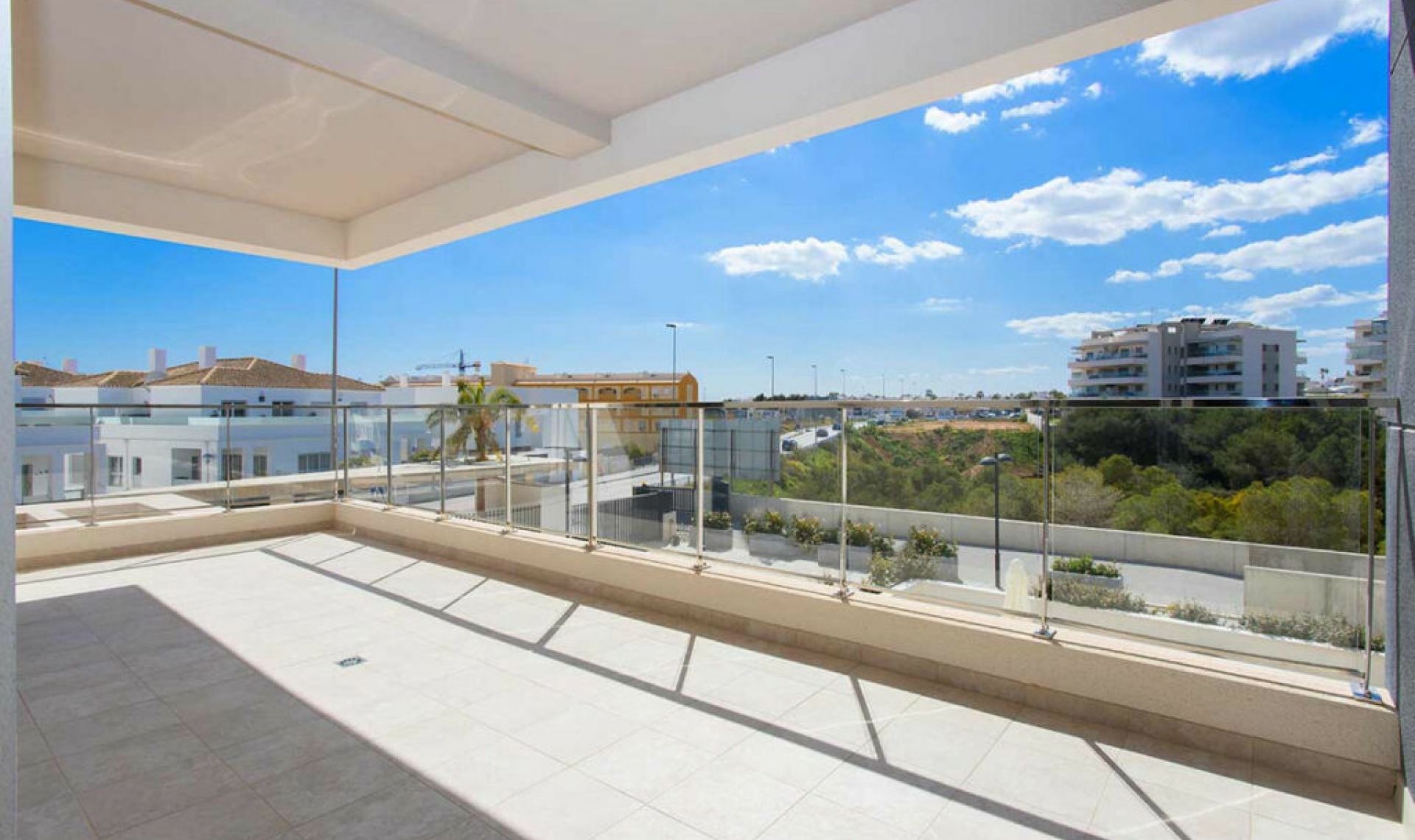 Resale - Apartment -
Villamartín